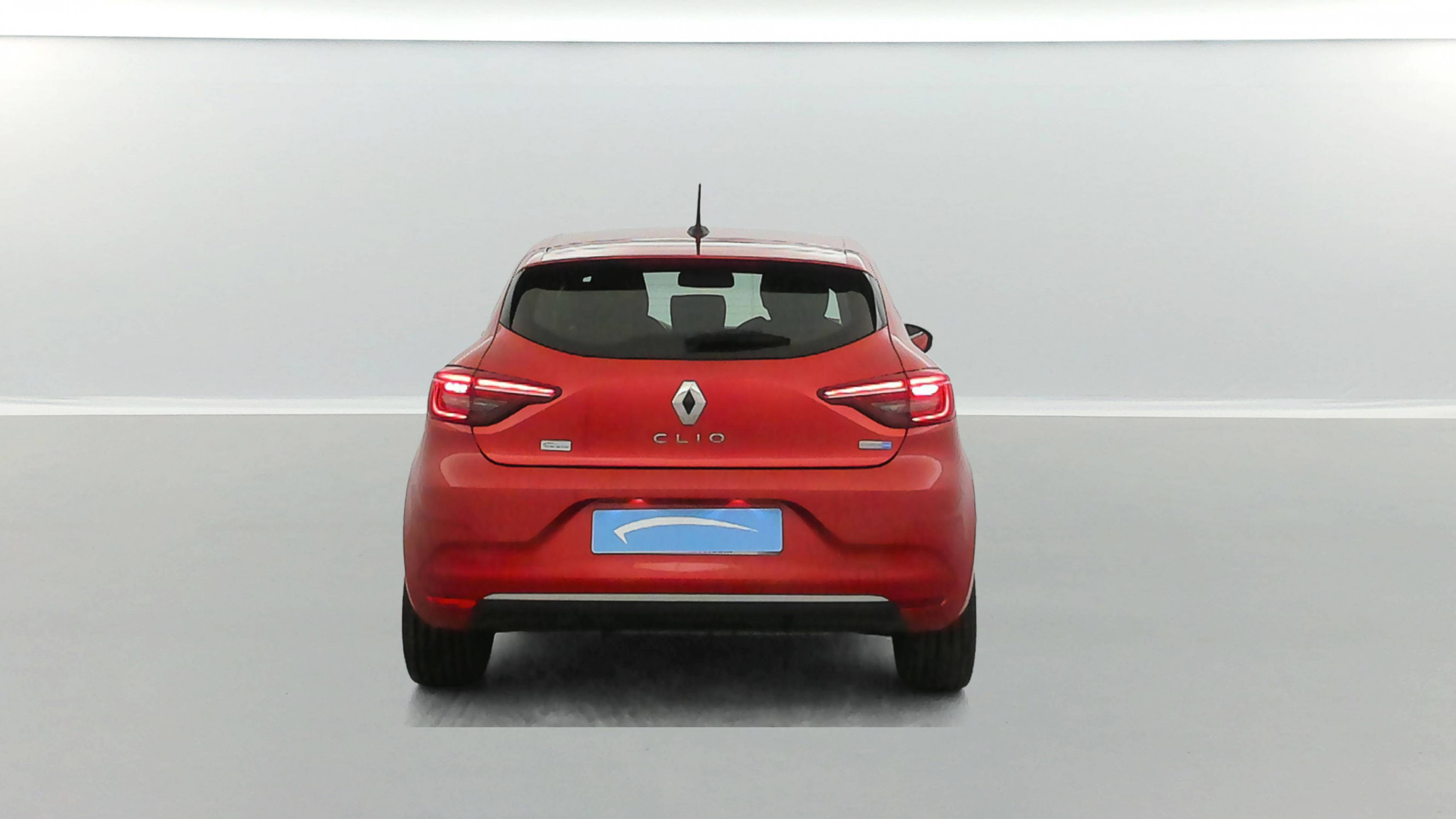 Vente en ligne Renault Clio 5 Clio E-Tech 140 - 21N au prix de 16 590 €