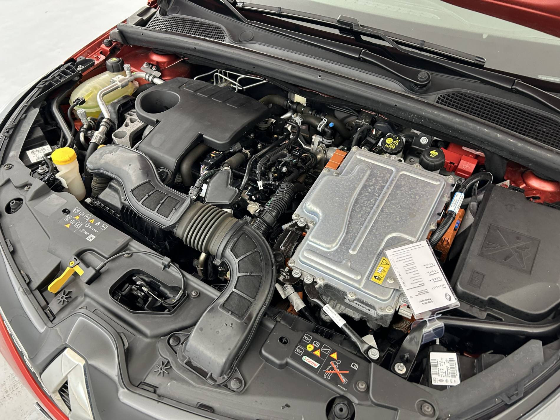 Vente en ligne Renault Clio 5 Clio E-Tech 140 - 21N au prix de 16 590 €