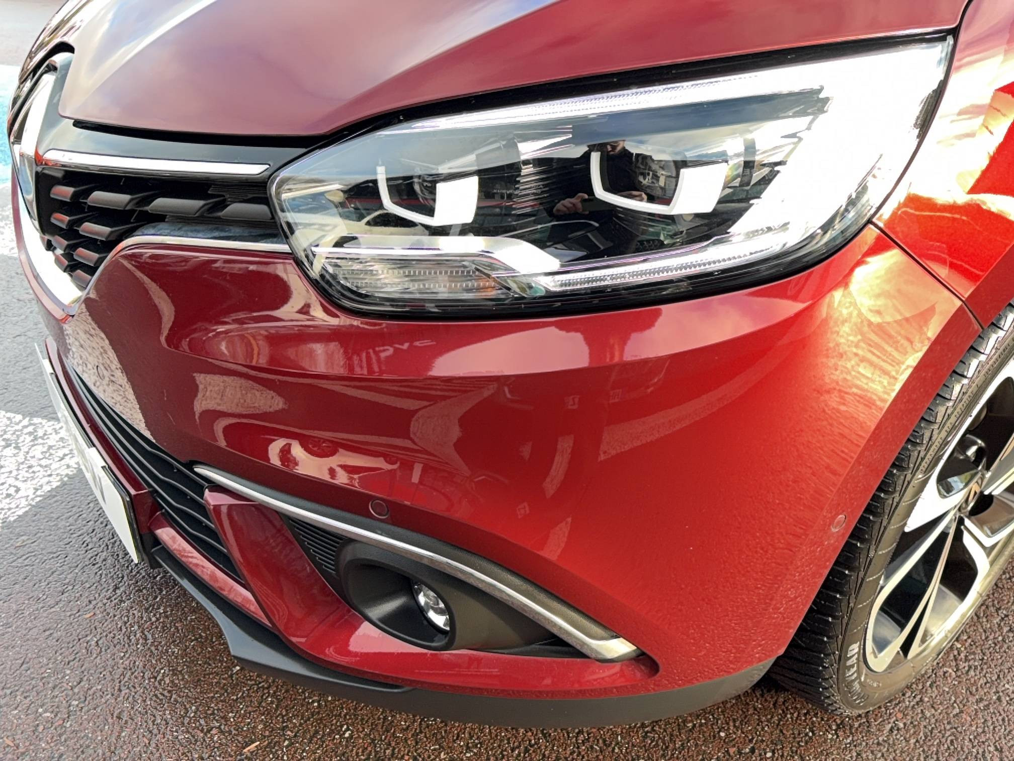 Vente en ligne Renault Scenic 4 Scenic Blue dCi 120 au prix de 17 990 €