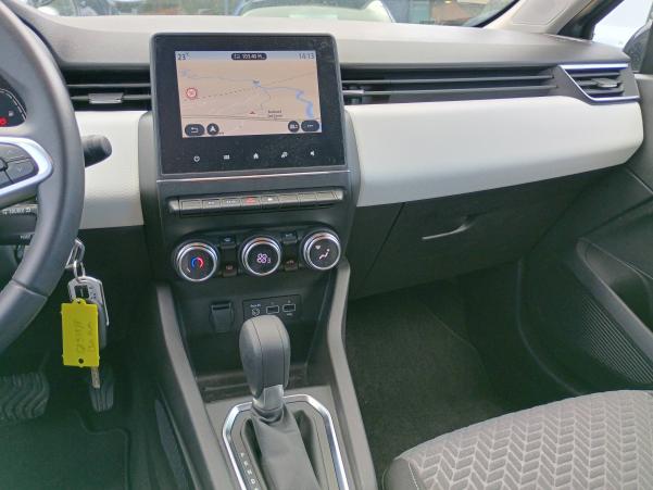 Vente en ligne Renault Clio 5 Clio E-Tech full hybrid 145 au prix de 17 990 €