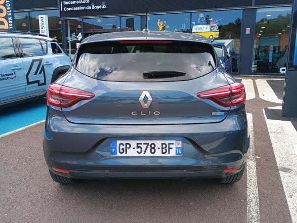 Vente en ligne Renault Clio 5 Clio E-Tech full hybrid 145 au prix de 17 990 €