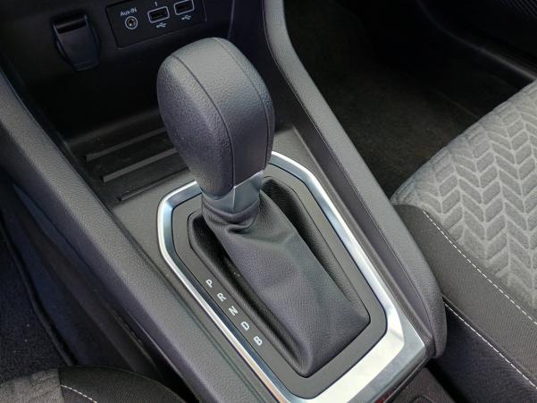 Vente en ligne Renault Clio 5 Clio E-Tech full hybrid 145 au prix de 17 990 €