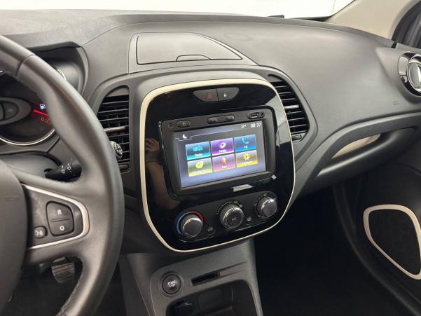 Vente en ligne Renault Captur Captur dCi 90 E6C au prix de 13 590 €