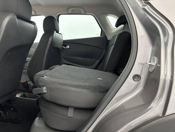 Vente en ligne Renault Captur Captur dCi 90 E6C au prix de 13 590 €