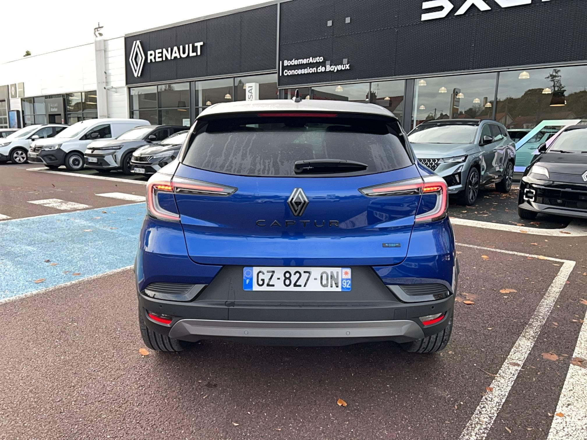 Vente en ligne Renault Captur  E-Tech full hybrid 145 ch au prix de 27 990 €