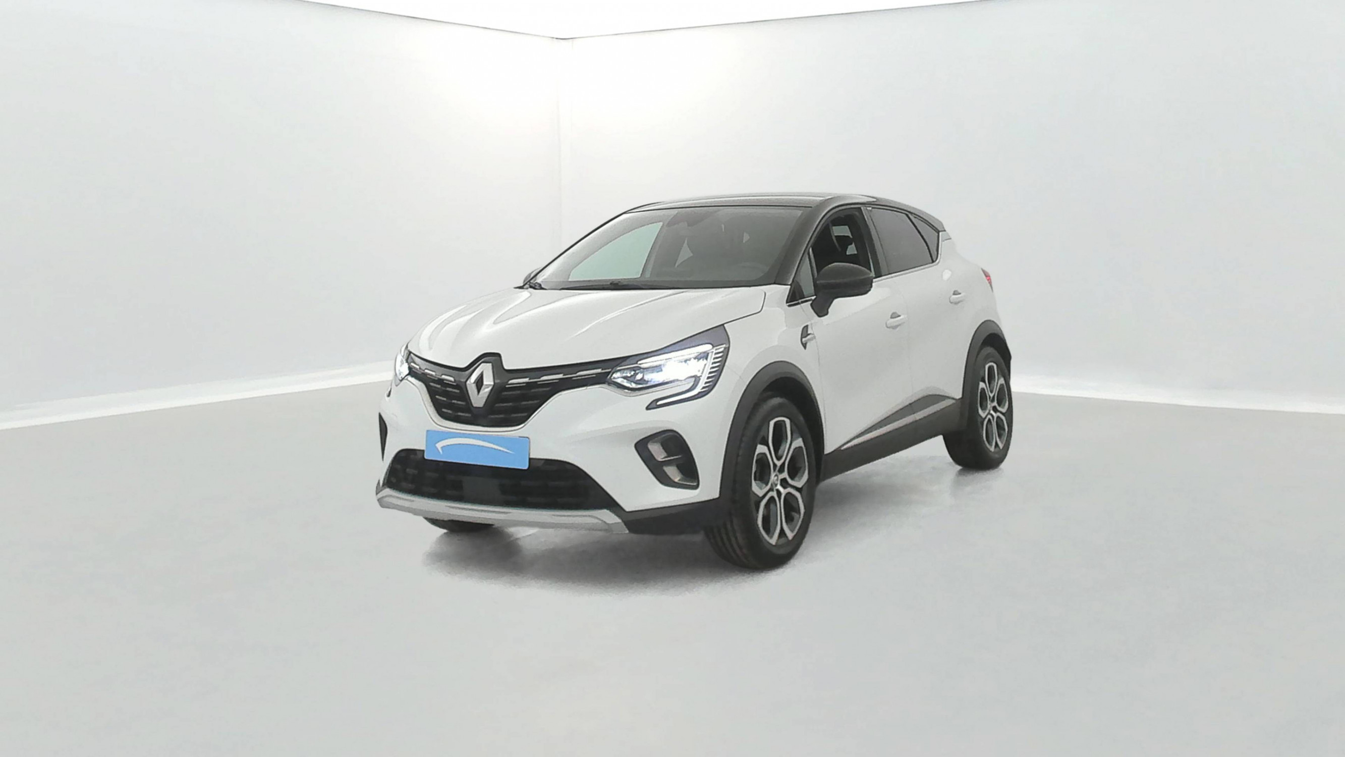 Renault Captur  E-Tech full hybrid 145 occasion de 2023 en vente à Bayeux