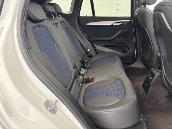 Vente en ligne Bmw X1 X1 sDrive 18i 140 ch au prix de 25 990 €