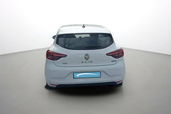 Vente en ligne Renault Clio 5 Clio E-Tech 140 au prix de 15 590 €