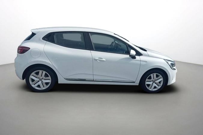 Vente en ligne Renault Clio 5 Clio E-Tech 140 au prix de 15 590 €
