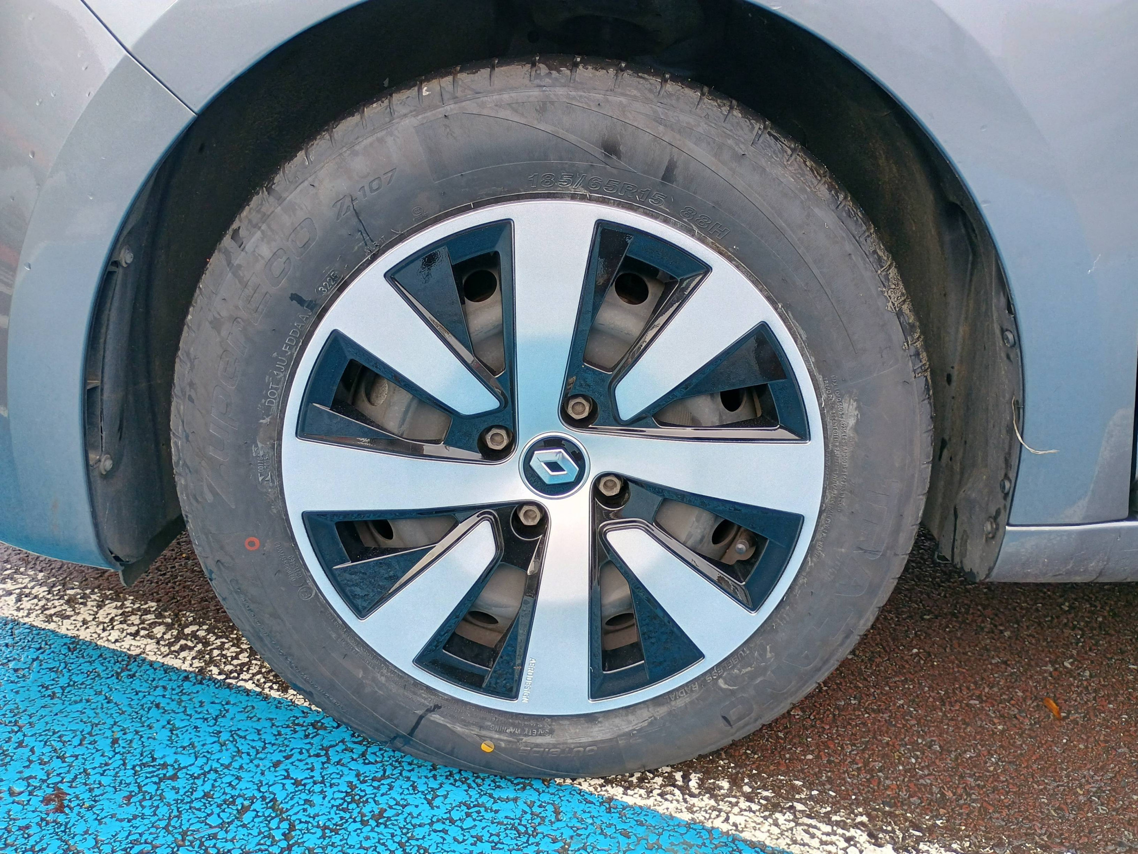 Vente en ligne Renault Clio 5 Clio TCe 90 au prix de 14 490 €