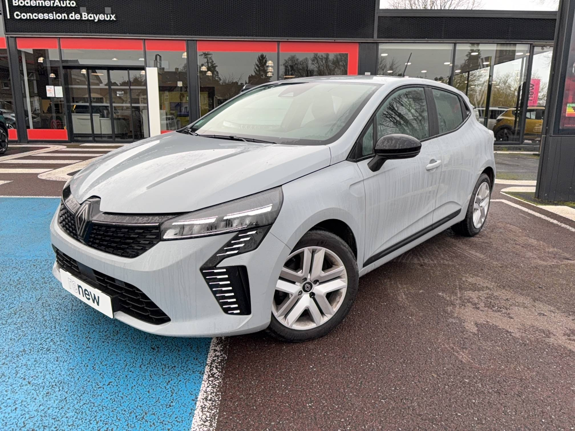 Renault Clio 5 Clio TCe 90 occasion de 2023 en vente à Bayeux