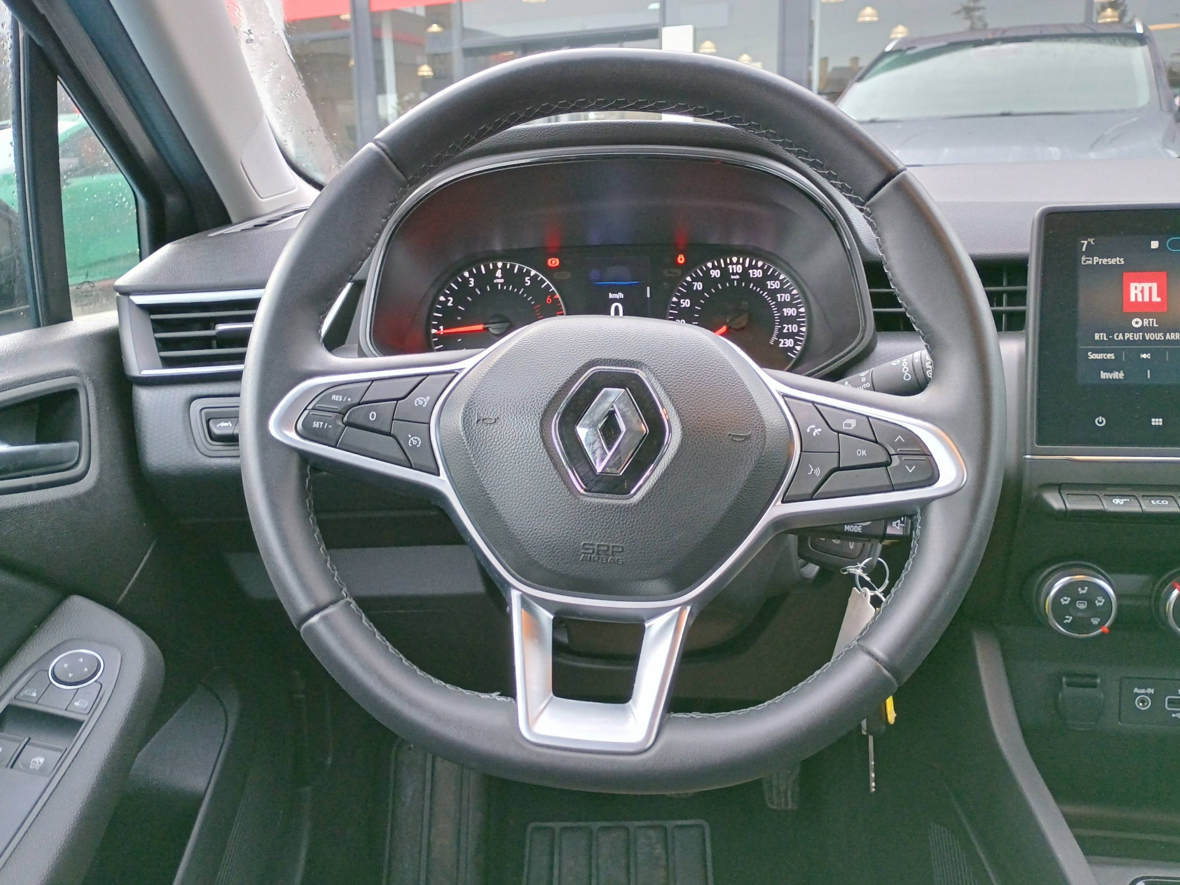 Vente en ligne Renault Clio 5 Clio TCe 90 au prix de 14 490 €