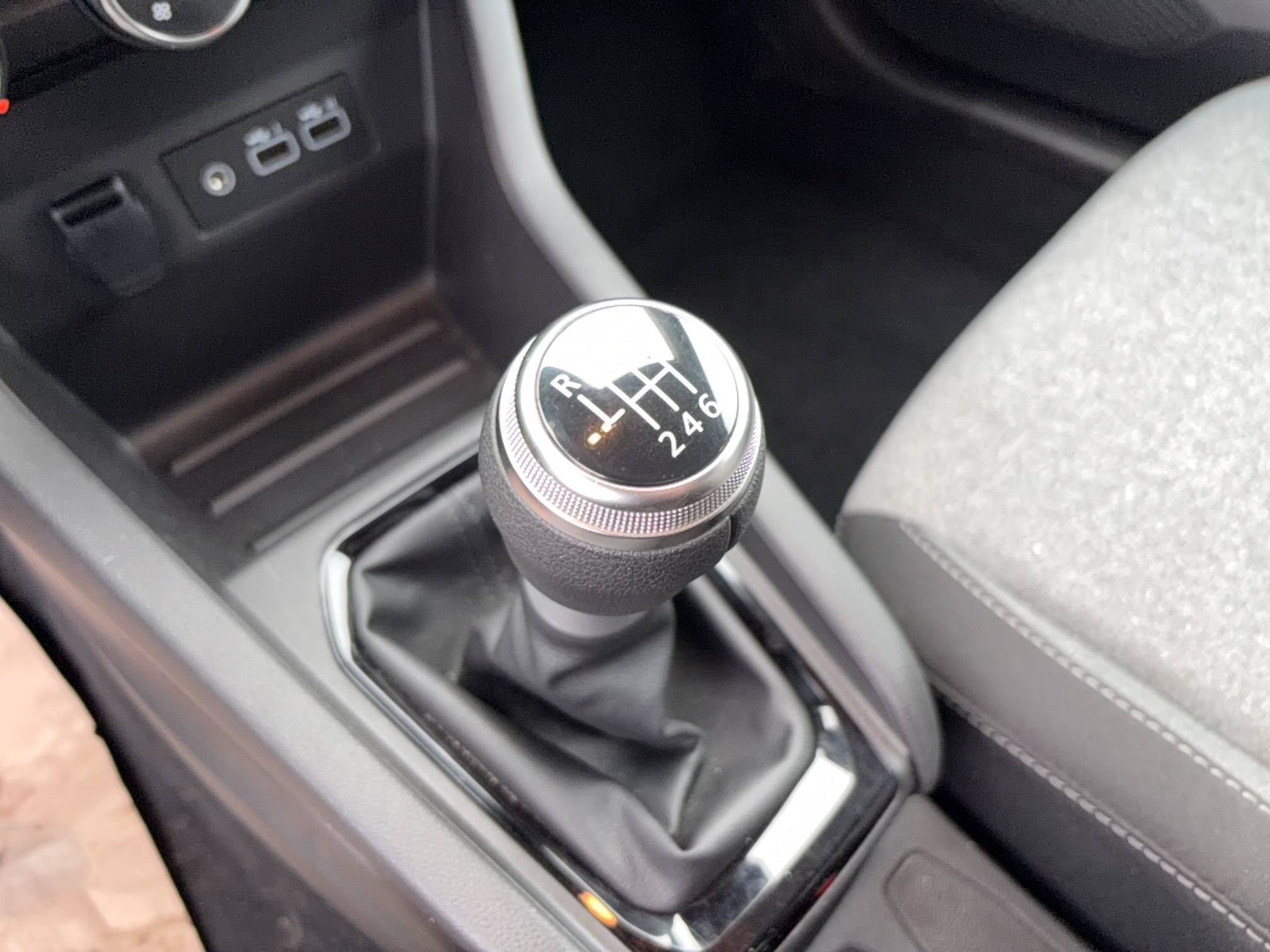 Vente en ligne Renault Clio 5 Clio TCe 90 au prix de 14 490 €