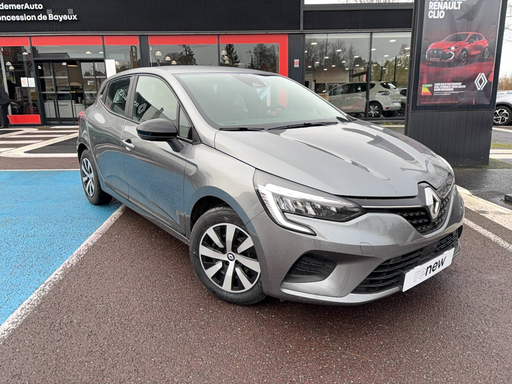 Vente en ligne Renault Clio 5 Clio TCe 90 au prix de 14 490 €