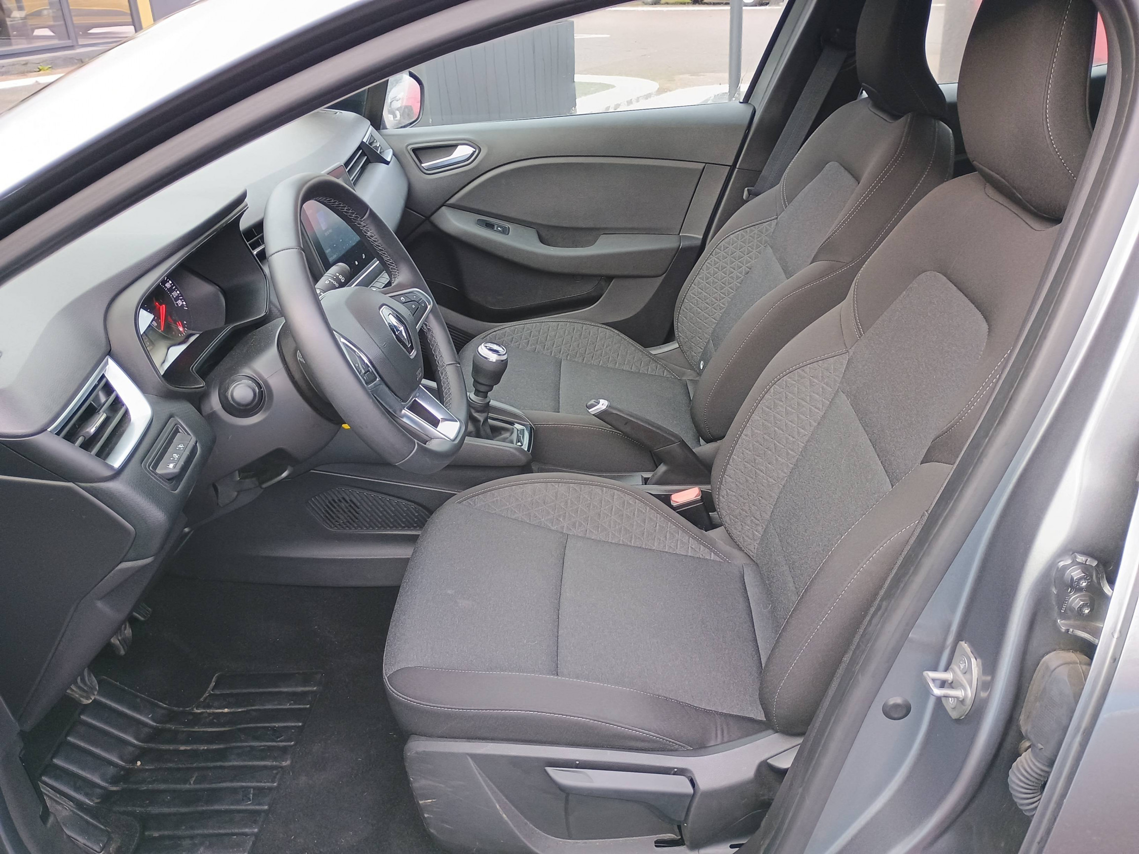 Vente en ligne Renault Clio 5 Clio TCe 90 au prix de 14 490 €