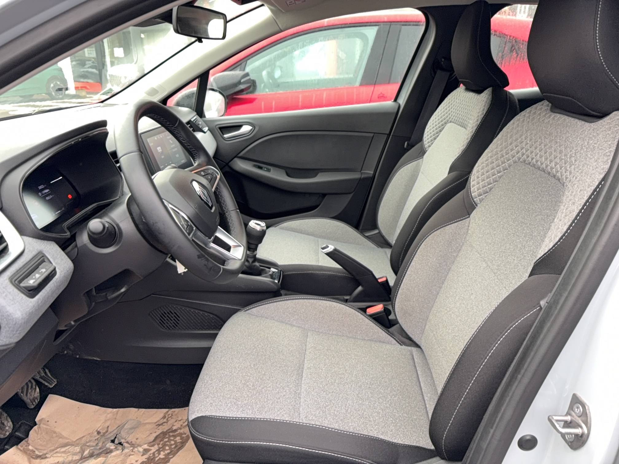 Vente en ligne Renault Clio 5 Clio TCe 90 au prix de 14 490 €