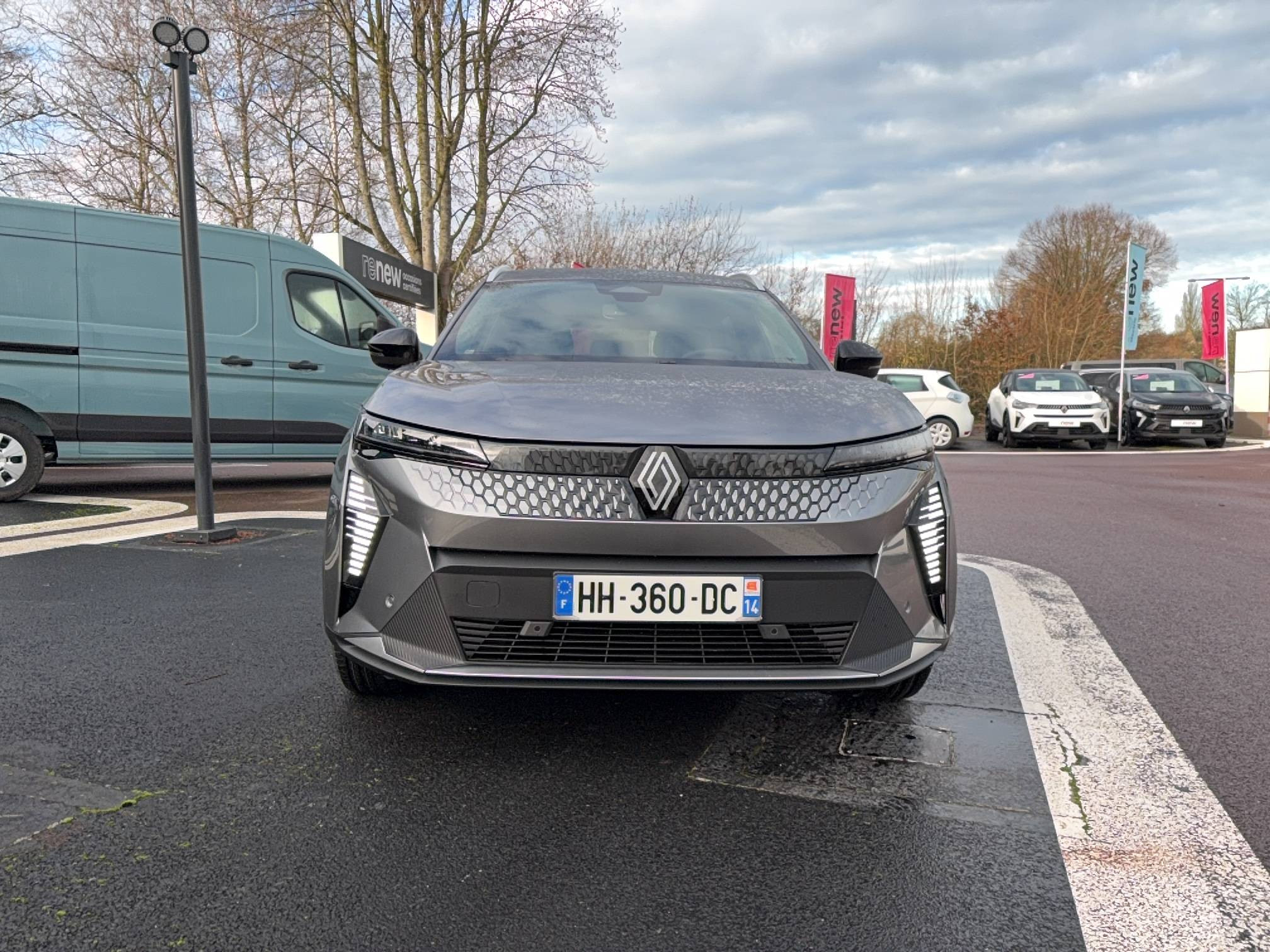 Vente en ligne Renault Scenic E-Tech  220 ch grande autonomie au prix de 41 990 €