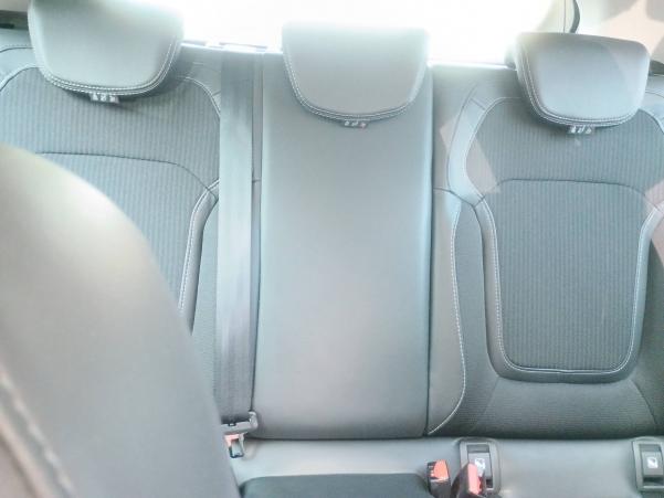 Vente en ligne Renault Megane 4  TCe 140 EDC au prix de 22 990 €