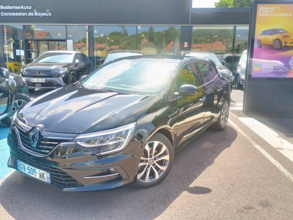 Vente en ligne Renault Megane 4  TCe 140 EDC au prix de 22 990 €