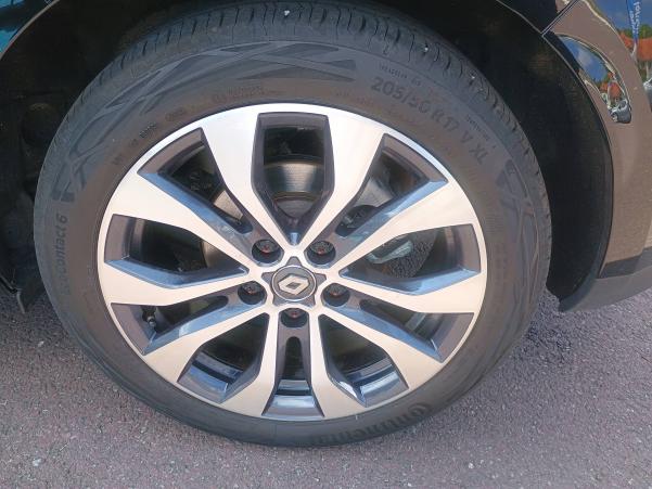 Vente en ligne Renault Megane 4  TCe 140 EDC au prix de 22 990 €