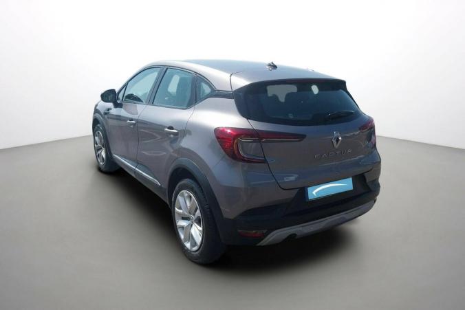 Vente en ligne Renault Captur  Blue dCi 95 au prix de 16 590 €