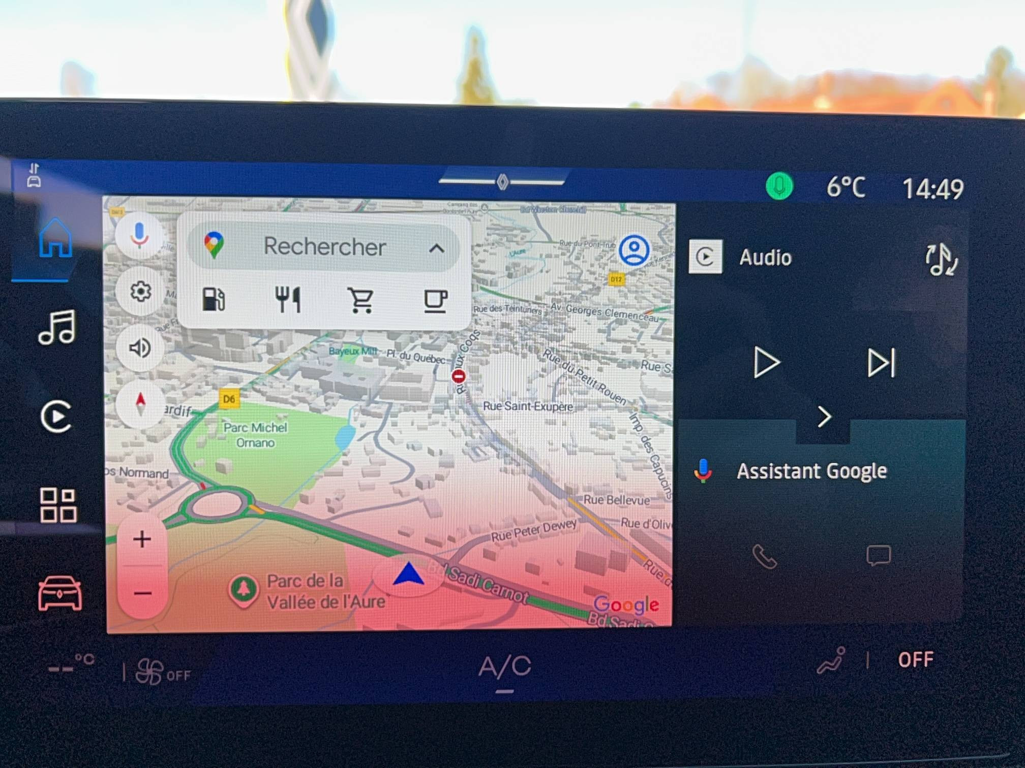 Vente en ligne Renault Clio 6 Clio E-Tech full hybrid 160 ch au prix de 26 990 €