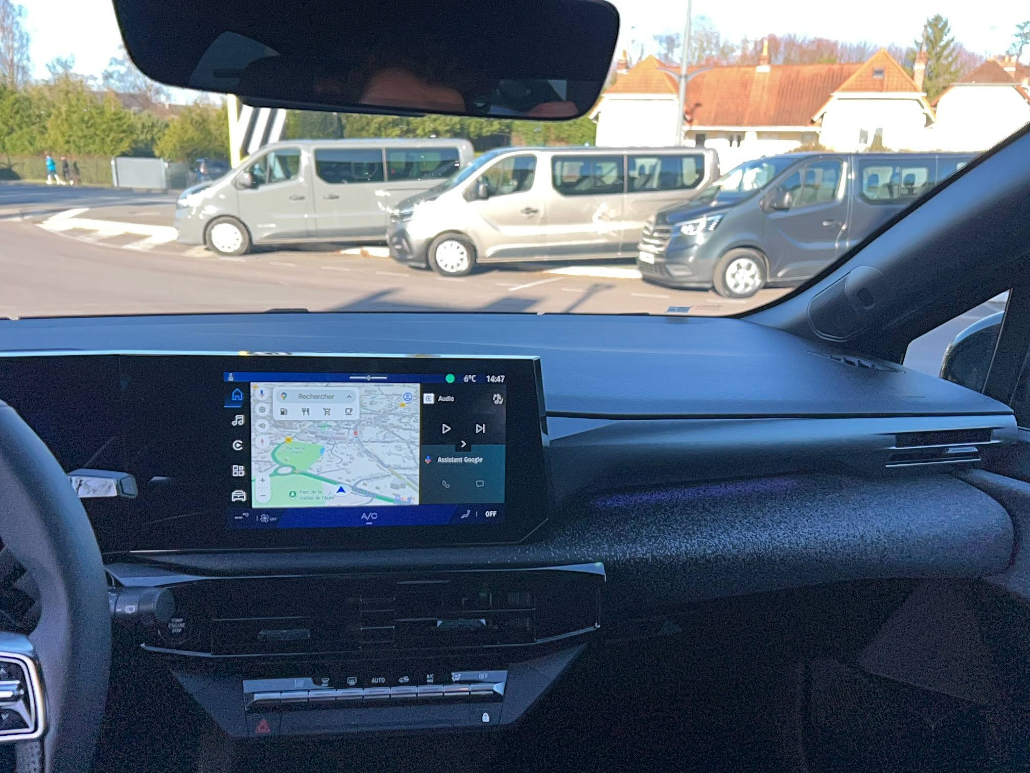 Vente en ligne Renault Clio 6 Clio E-Tech full hybrid 160 ch au prix de 26 990 €