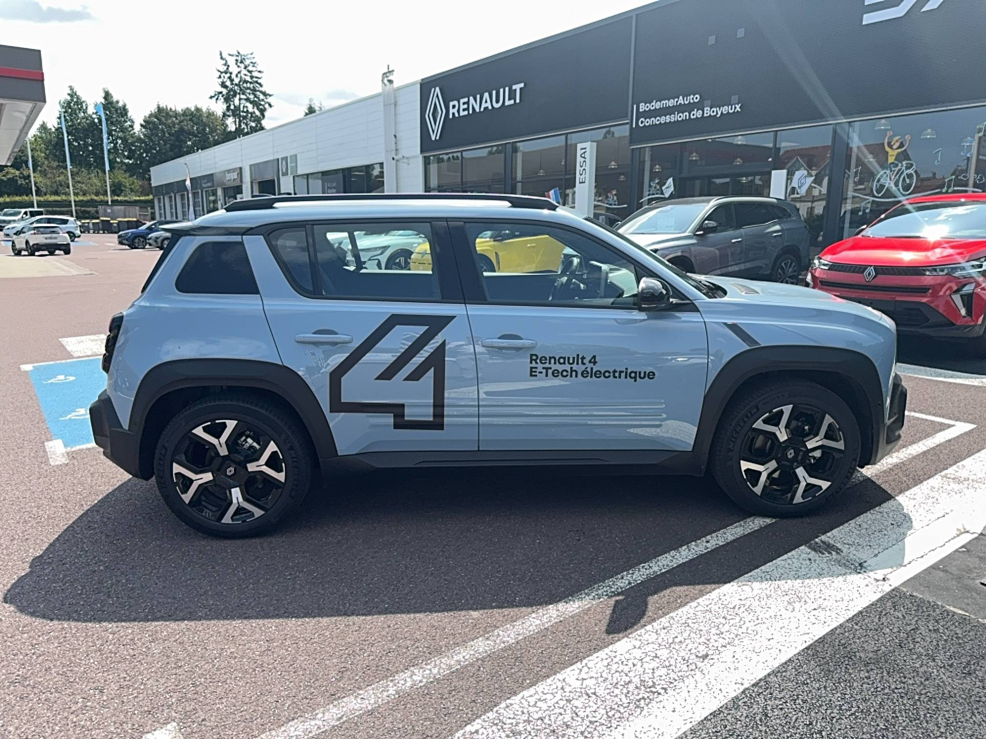 Vente en ligne Renault R4 E-Tech  150 ch autonomie confort au prix de 32 900 €