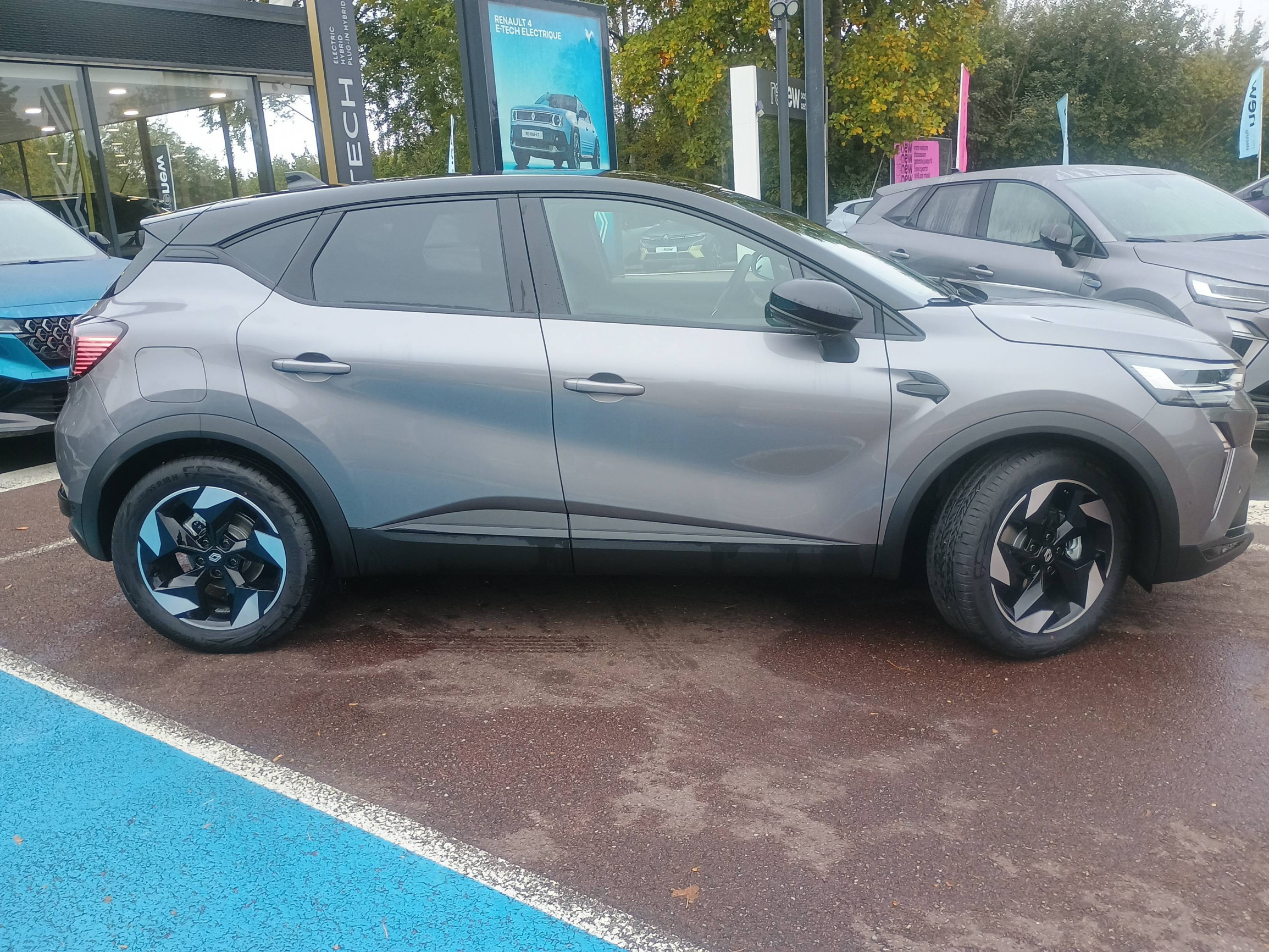 Vente en ligne Renault Captur  E-Tech full hybrid 160 ch au prix de 30 990 €