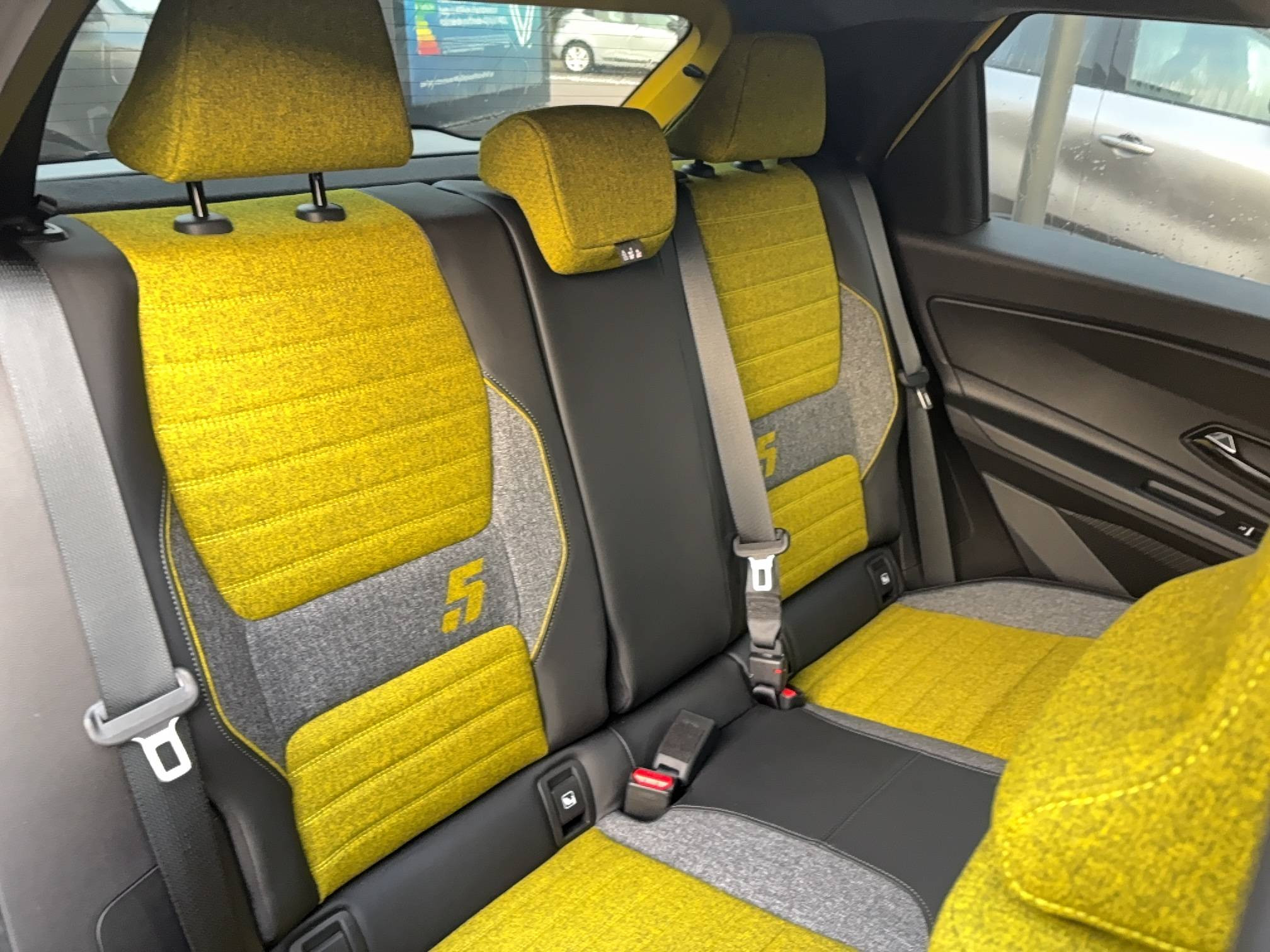 Vente en ligne Renault R5 E-Tech  120 ch autonomie urbaine au prix de 32 110 €