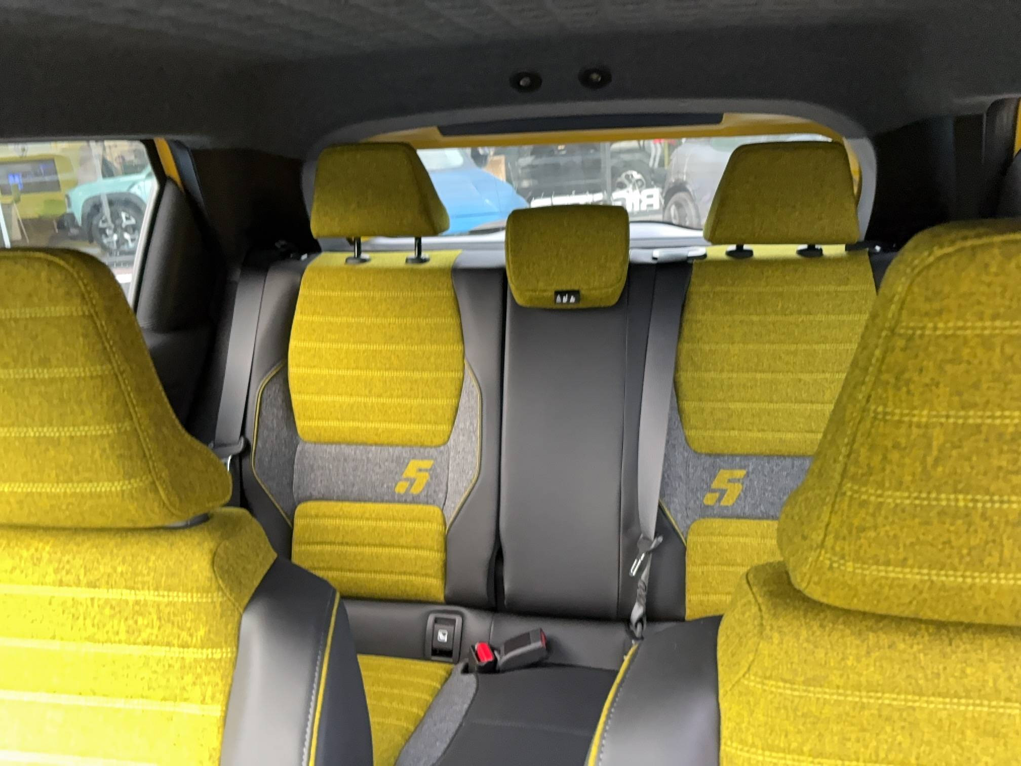 Vente en ligne Renault R5 E-Tech  120 ch autonomie urbaine au prix de 32 110 €