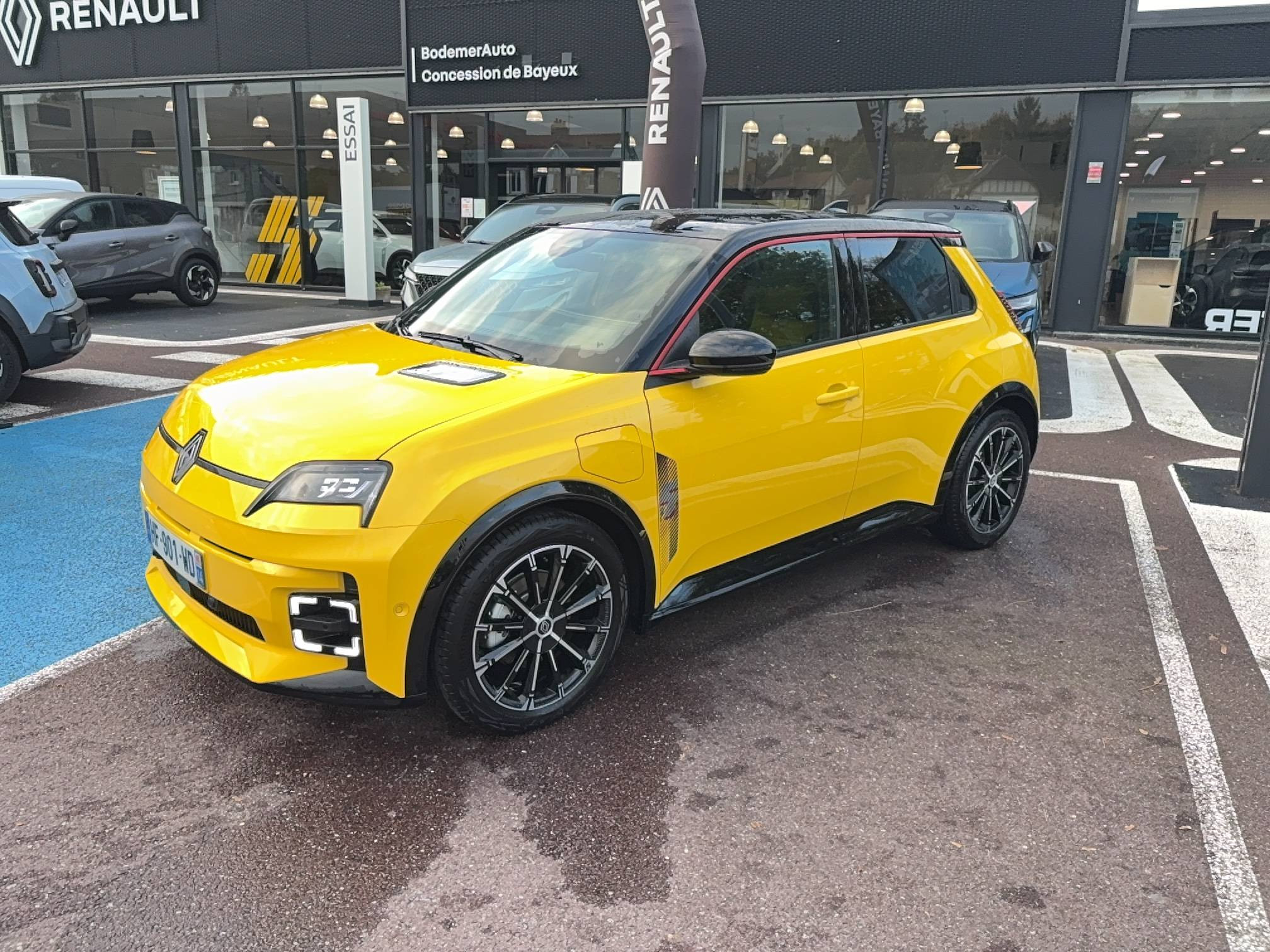 Renault R5 E-Tech  120 ch autonomie urbaine occasion de 2025 en vente à Bayeux