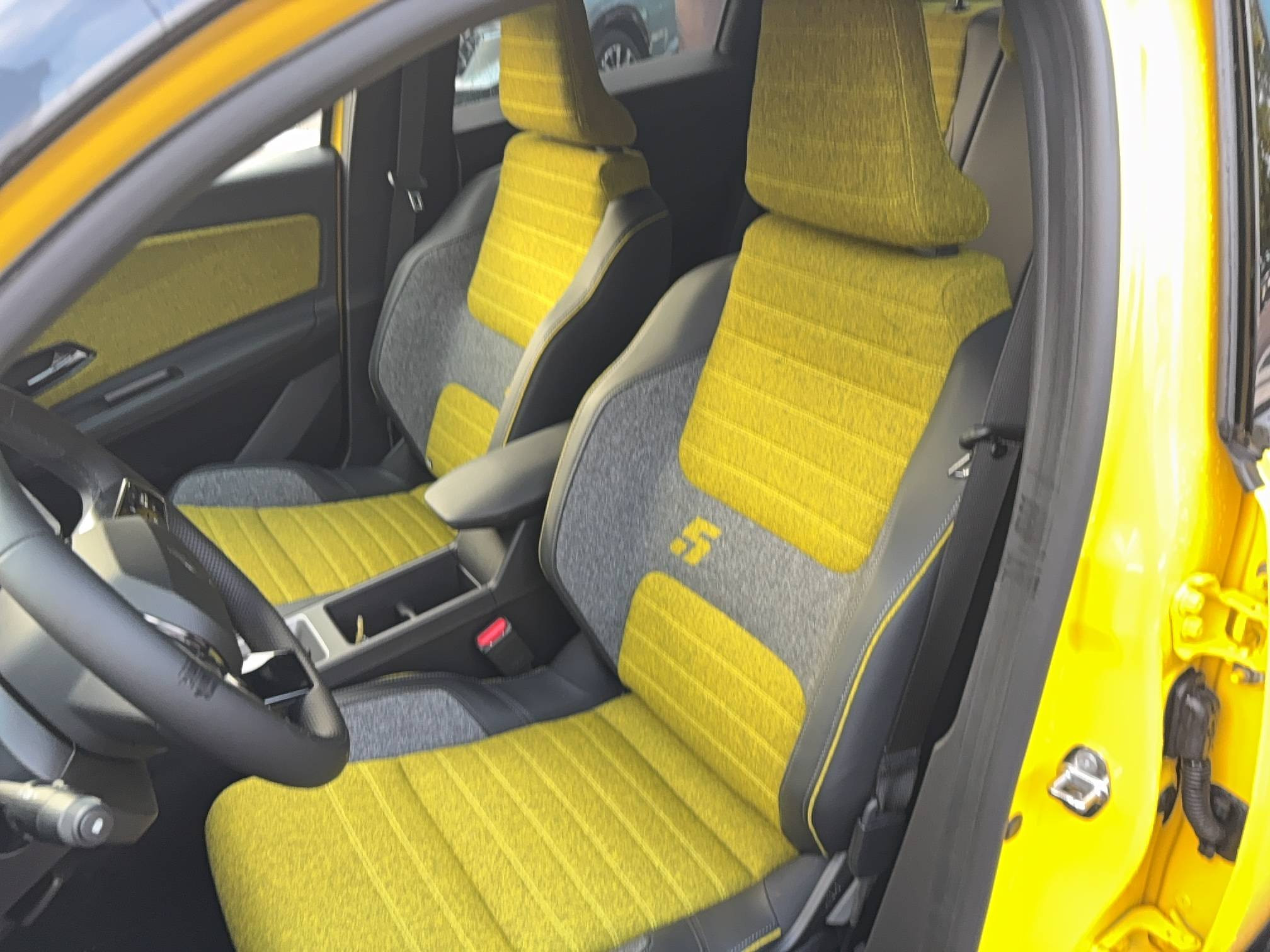 Vente en ligne Renault R5 E-Tech  120 ch autonomie urbaine au prix de 32 110 €