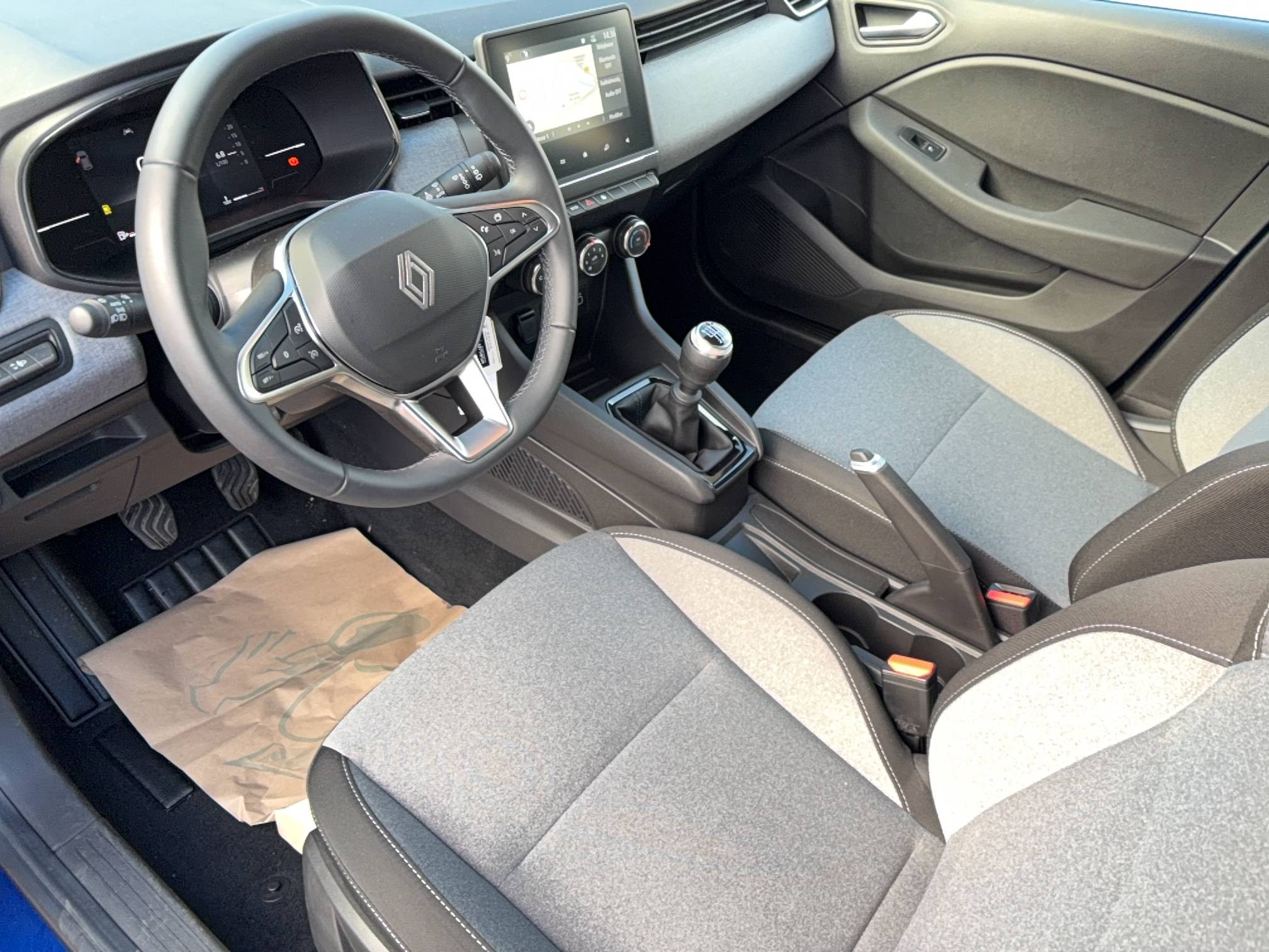 Vente en ligne Renault Clio 5 Clio Eco-G 100 ch GSR2 au prix de 16 990 €