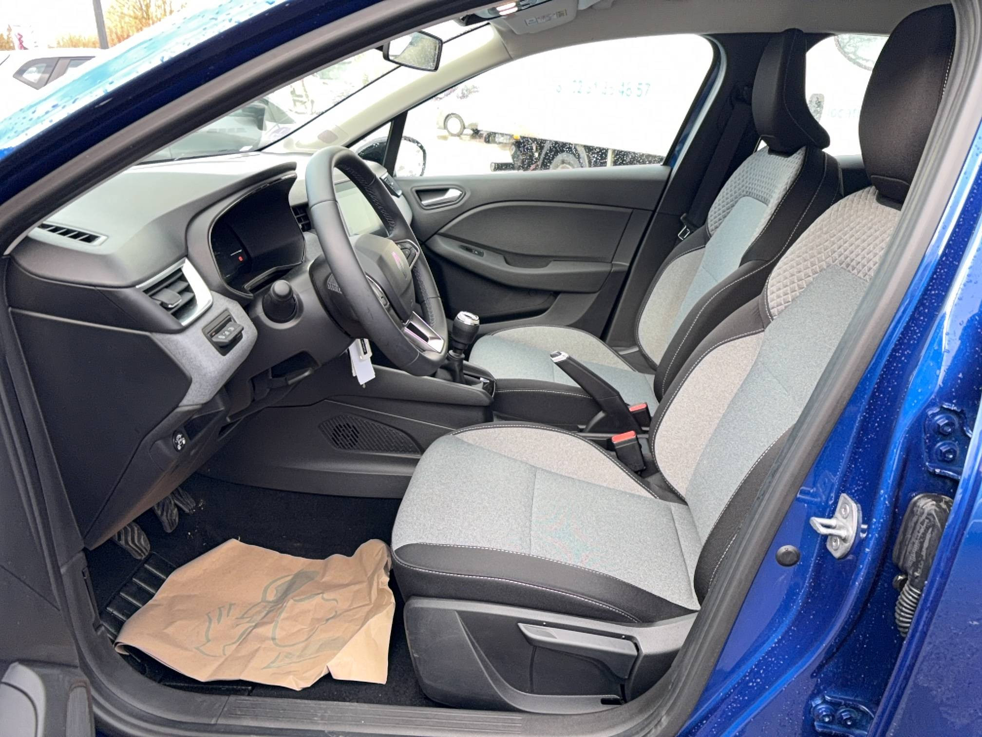 Vente en ligne Renault Clio 5 Clio Eco-G 100 ch GSR2 au prix de 16 990 €