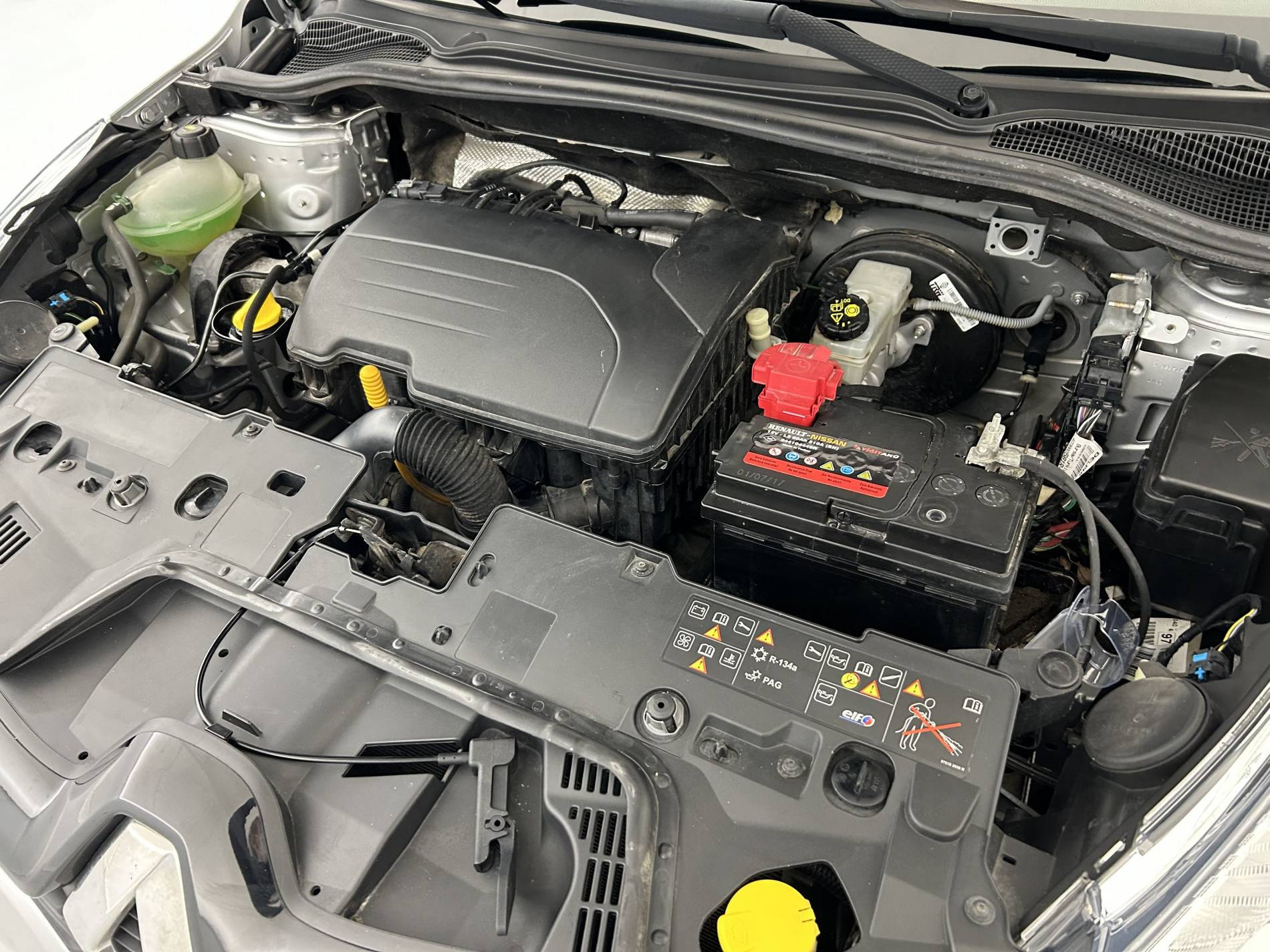 Vente en ligne Renault Clio 4 Clio 1.2 16V 75 au prix de 10 490 €