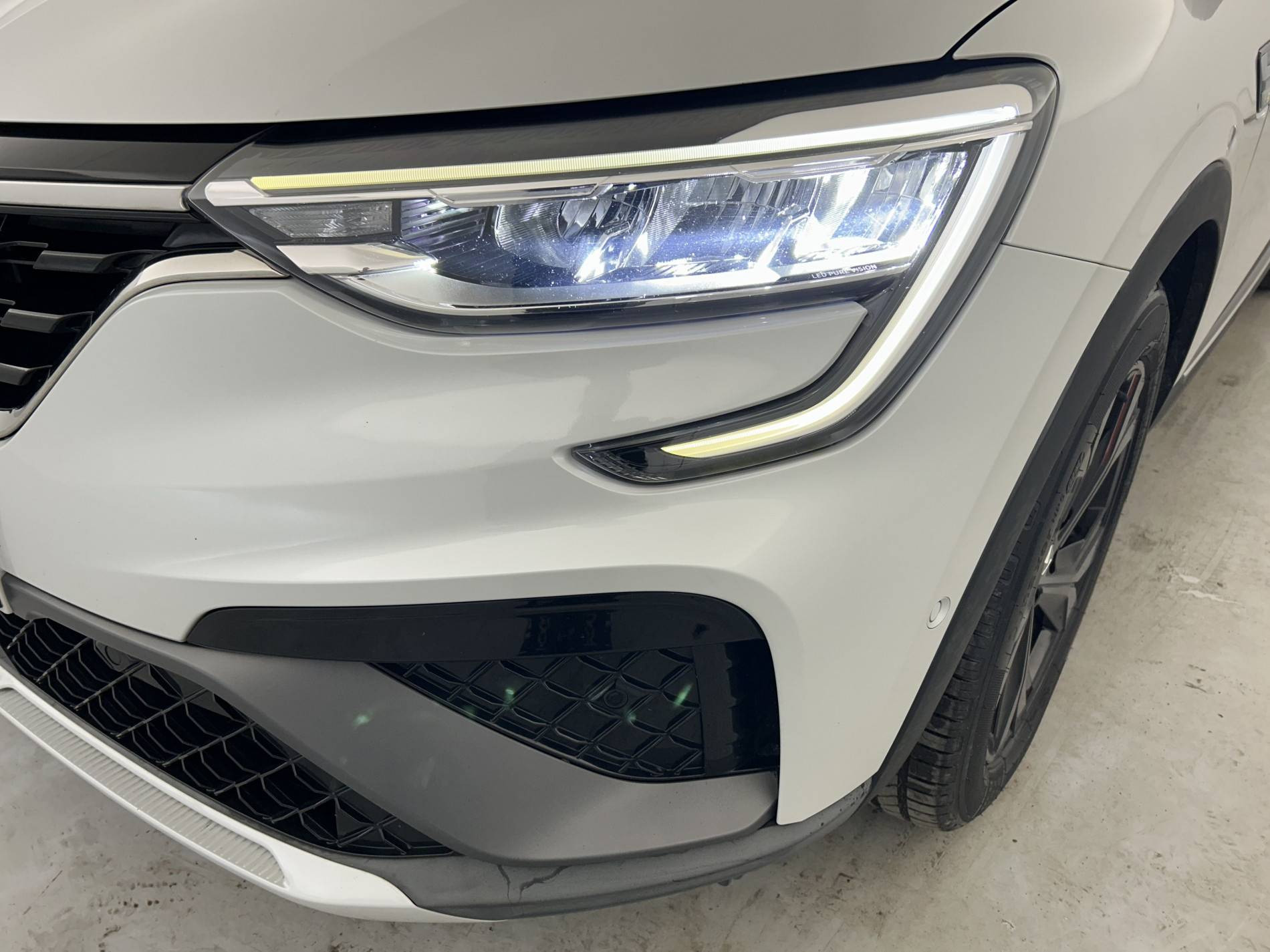 Vente en ligne Renault Arkana  E-Tech 145 - 21B au prix de 20 990 €