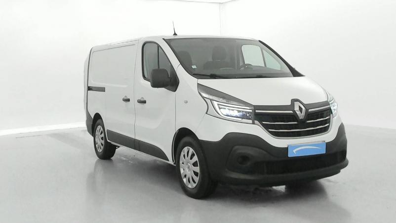 Vente en ligne Renault Trafic 3 Fourgon TRAFIC FGN L1H1 1000 KG DCI 145 ENERGY au prix de 23 590 €