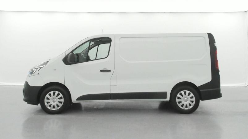 Vente en ligne Renault Trafic 3 Fourgon TRAFIC FGN L1H1 1000 KG DCI 145 ENERGY au prix de 23 590 €