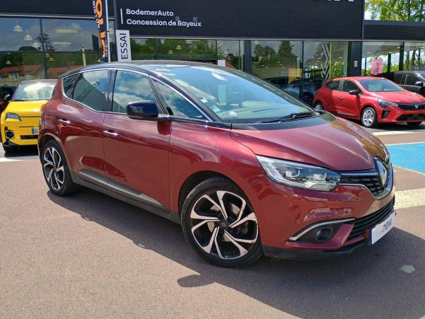 Vente en ligne Renault Scenic 4 Scenic TCe 140 FAP EDC au prix de 18 590 €