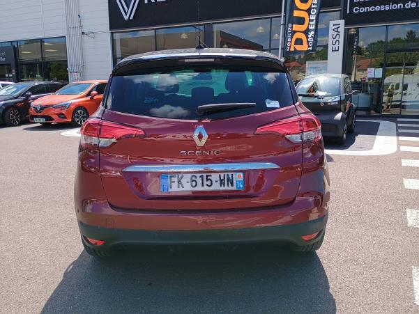 Vente en ligne Renault Scenic 4 Scenic TCe 140 FAP EDC au prix de 18 590 €