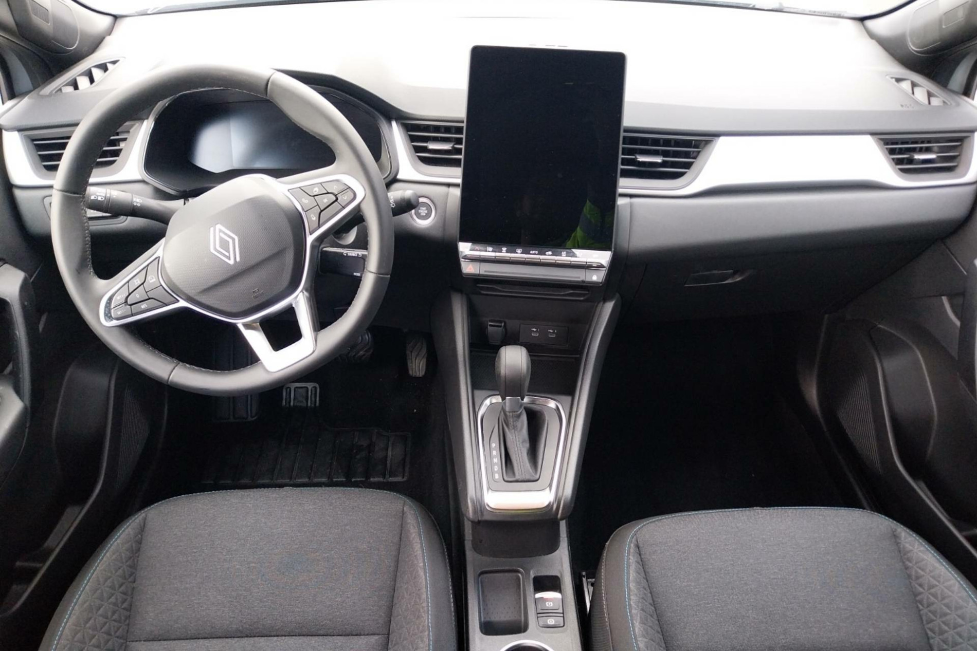 Vente en ligne Renault Symbioz  E-Tech full hybrid 145 au prix de 24 590 €