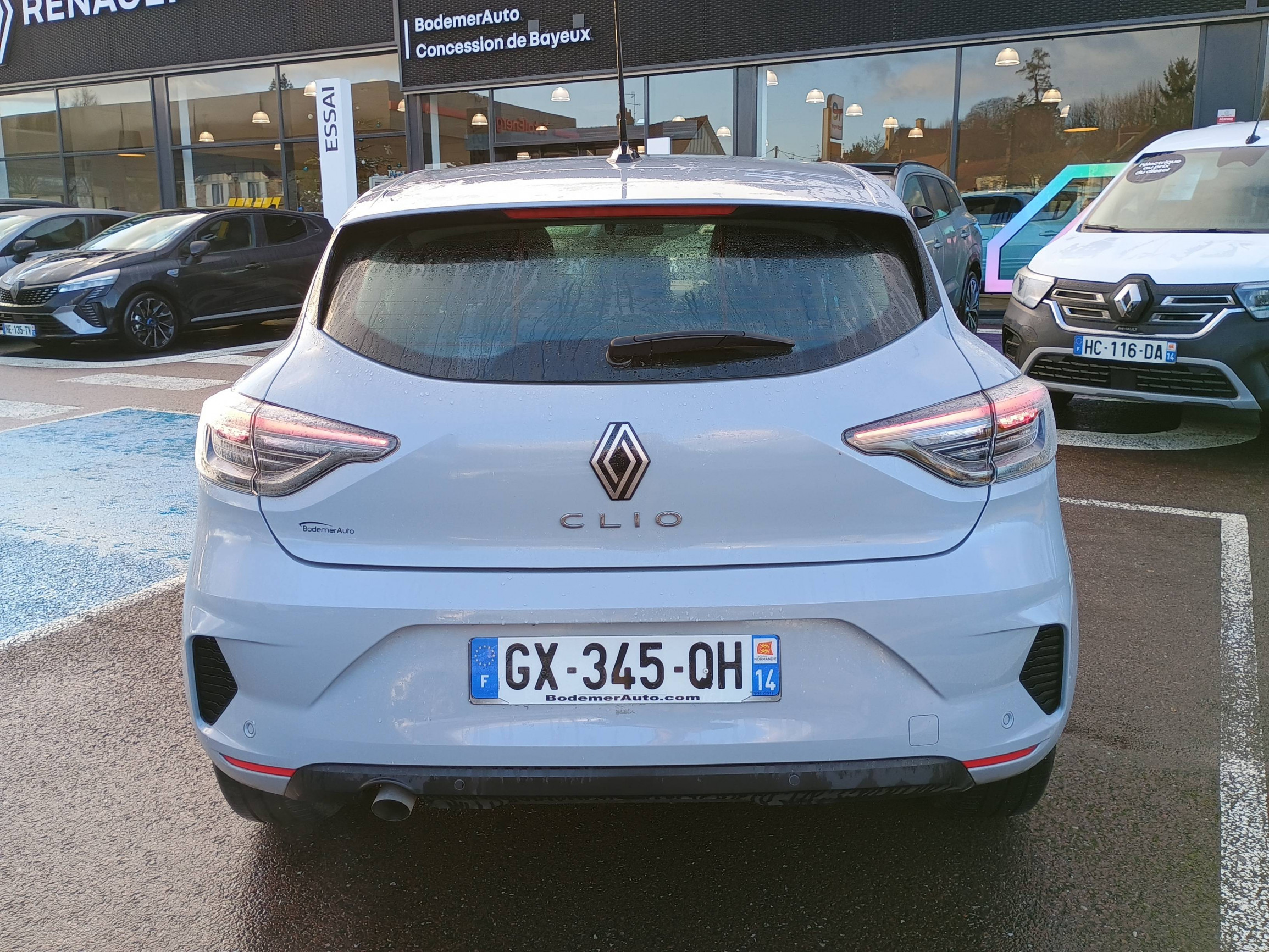 Vente en ligne Renault Clio 5 Clio SCe 65 au prix de 14 990 €