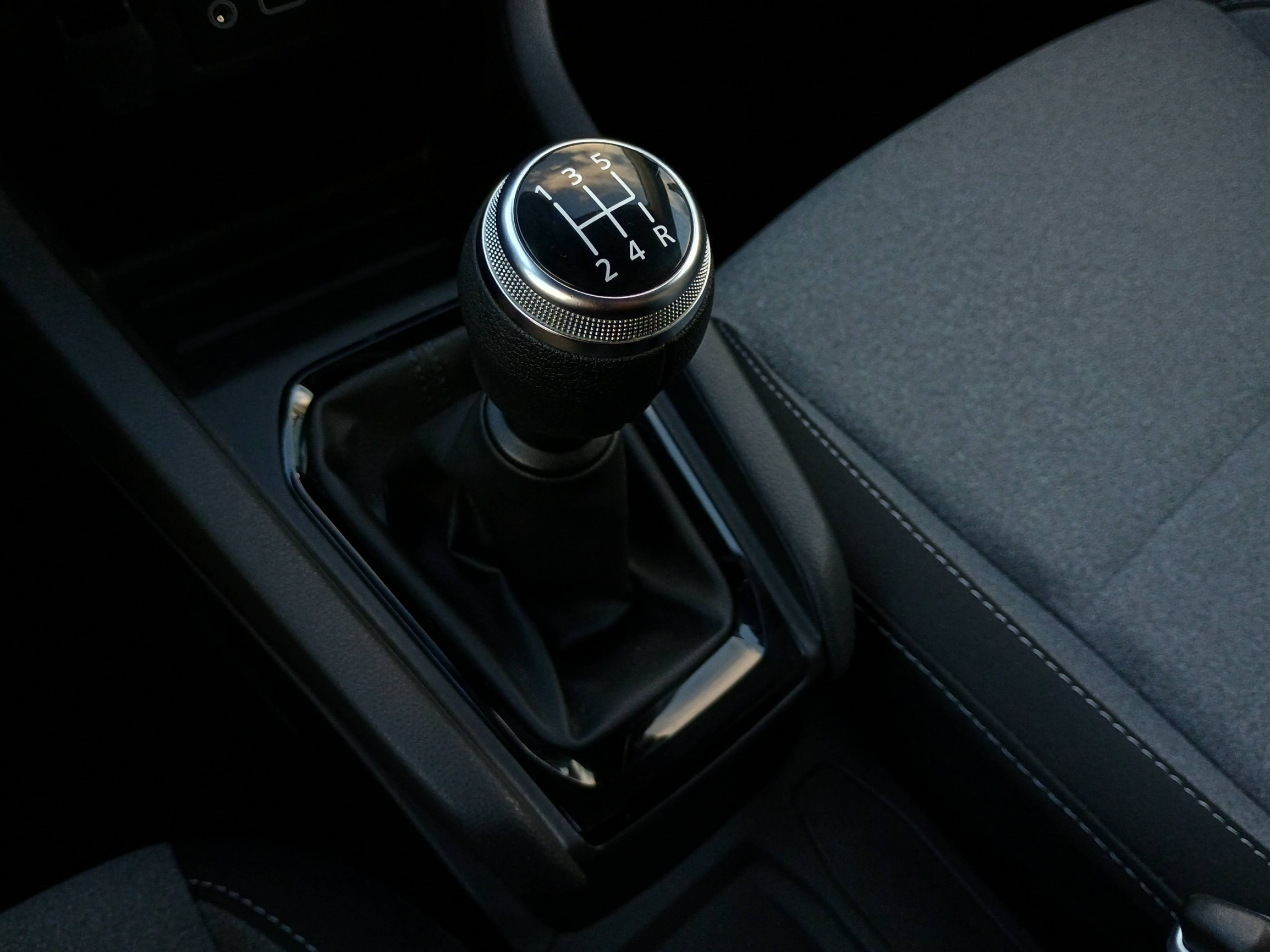 Vente en ligne Renault Clio 5 Clio SCe 65 au prix de 14 990 €