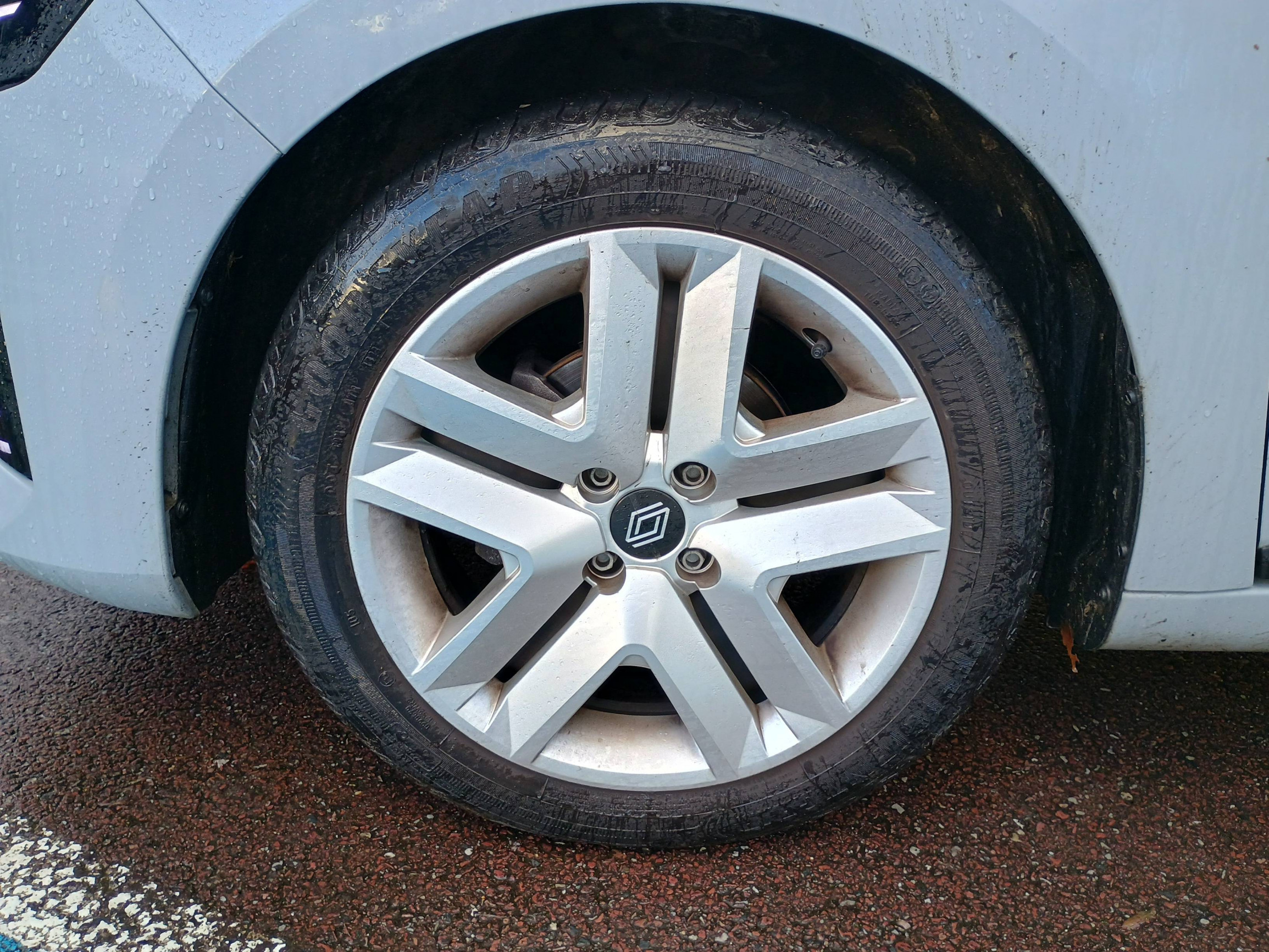 Vente en ligne Renault Clio 5 Clio SCe 65 au prix de 14 990 €