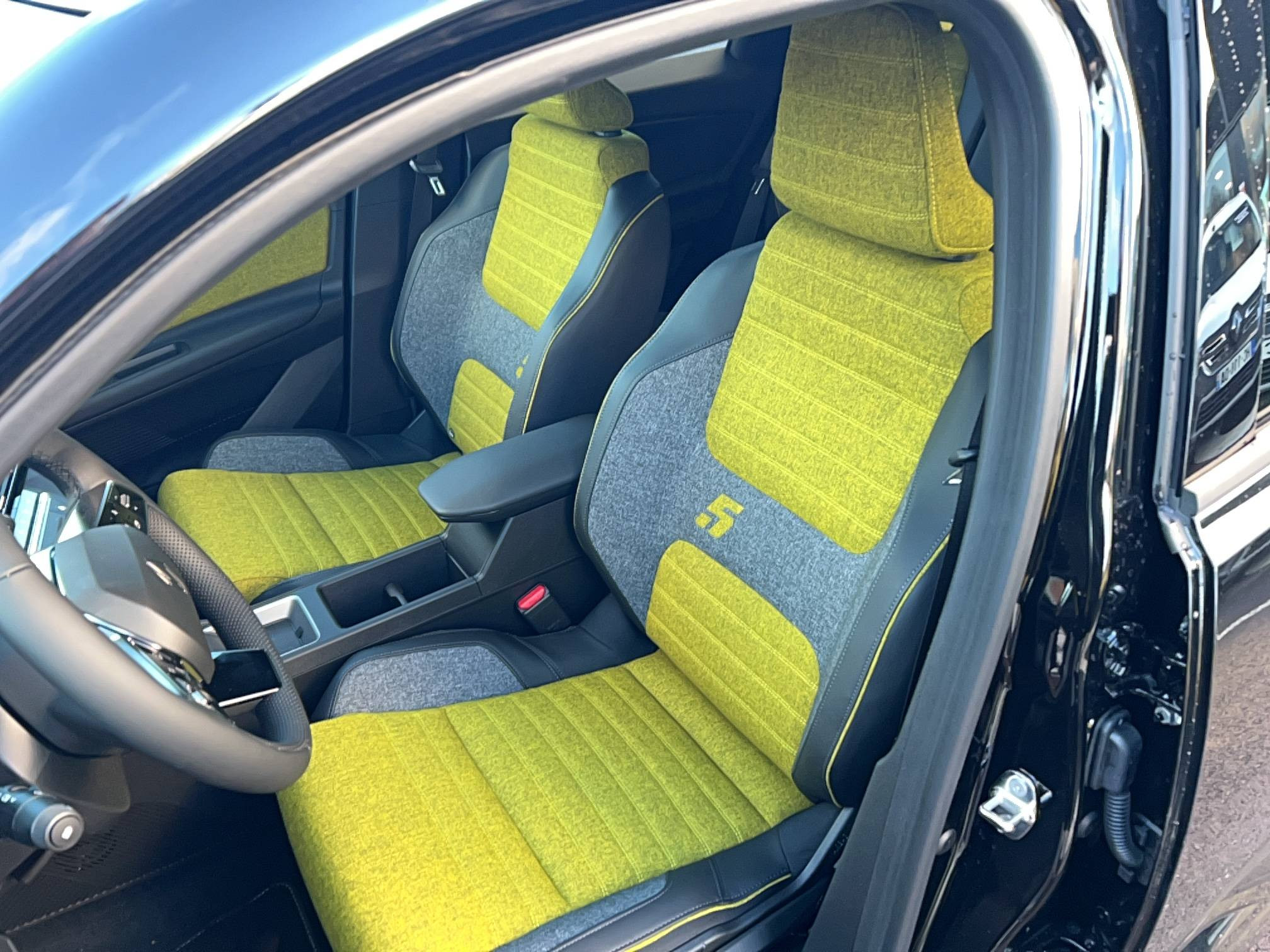 Vente en ligne Renault R5 E-Tech  150 ch autonomie confort au prix de 33 490 €