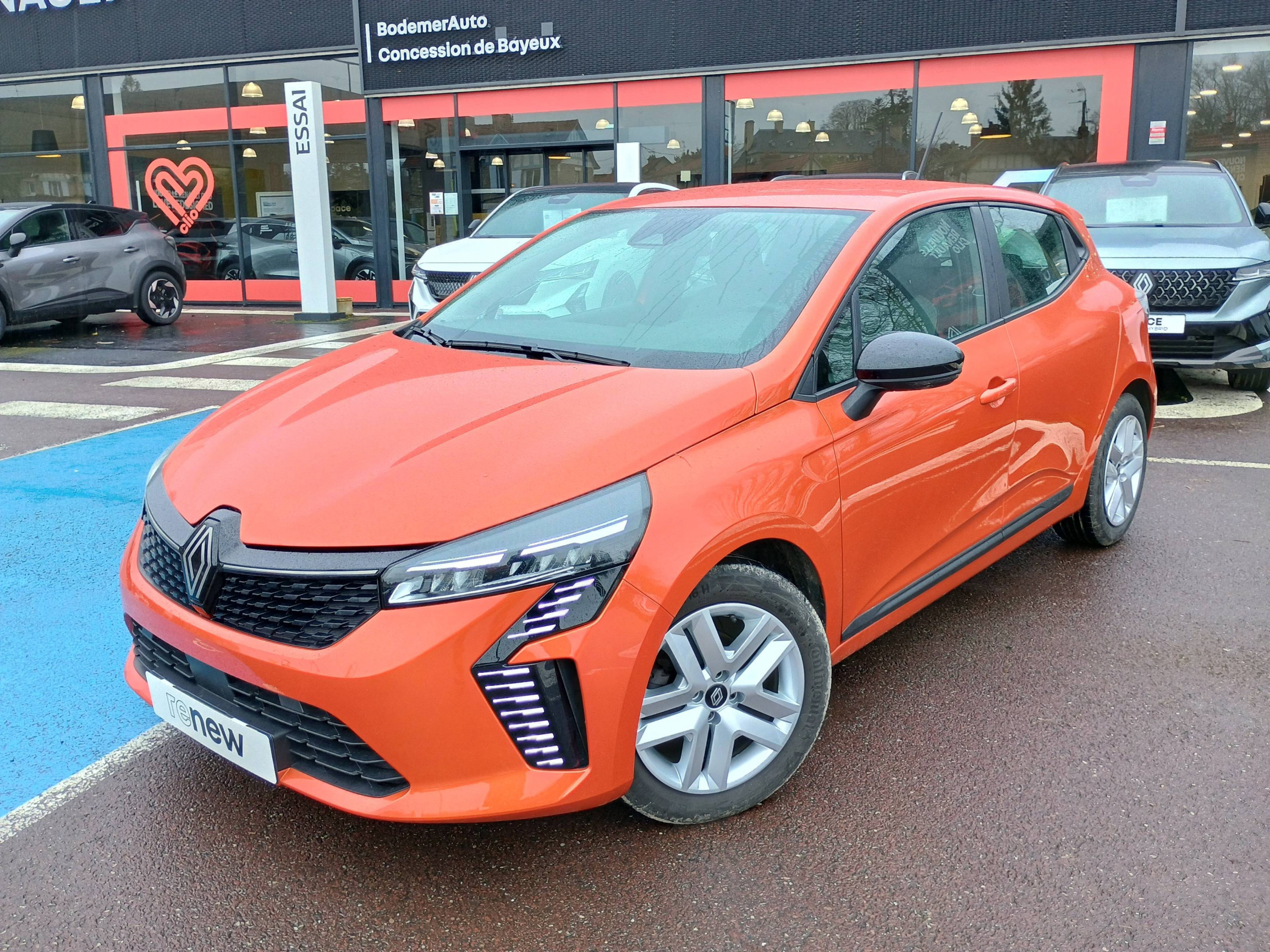 Renault Clio 5 Clio SCe 65 occasion de 2024 en vente à Bayeux