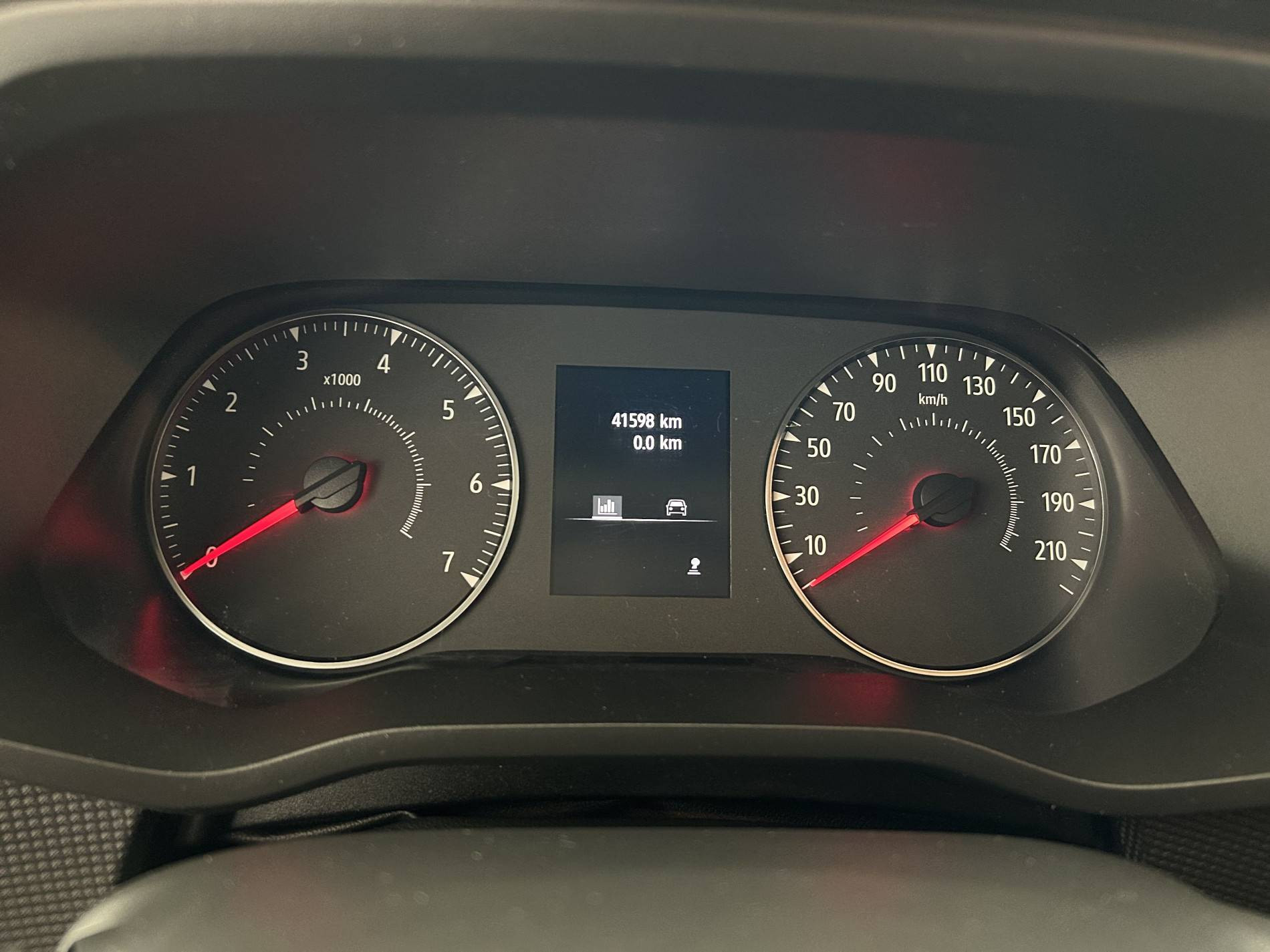 Vente en ligne Renault Trafic 3 Fourgon TRAFIC FG BLUE DCI 130 L1H1 3T GSR2 au prix de 24 990 €