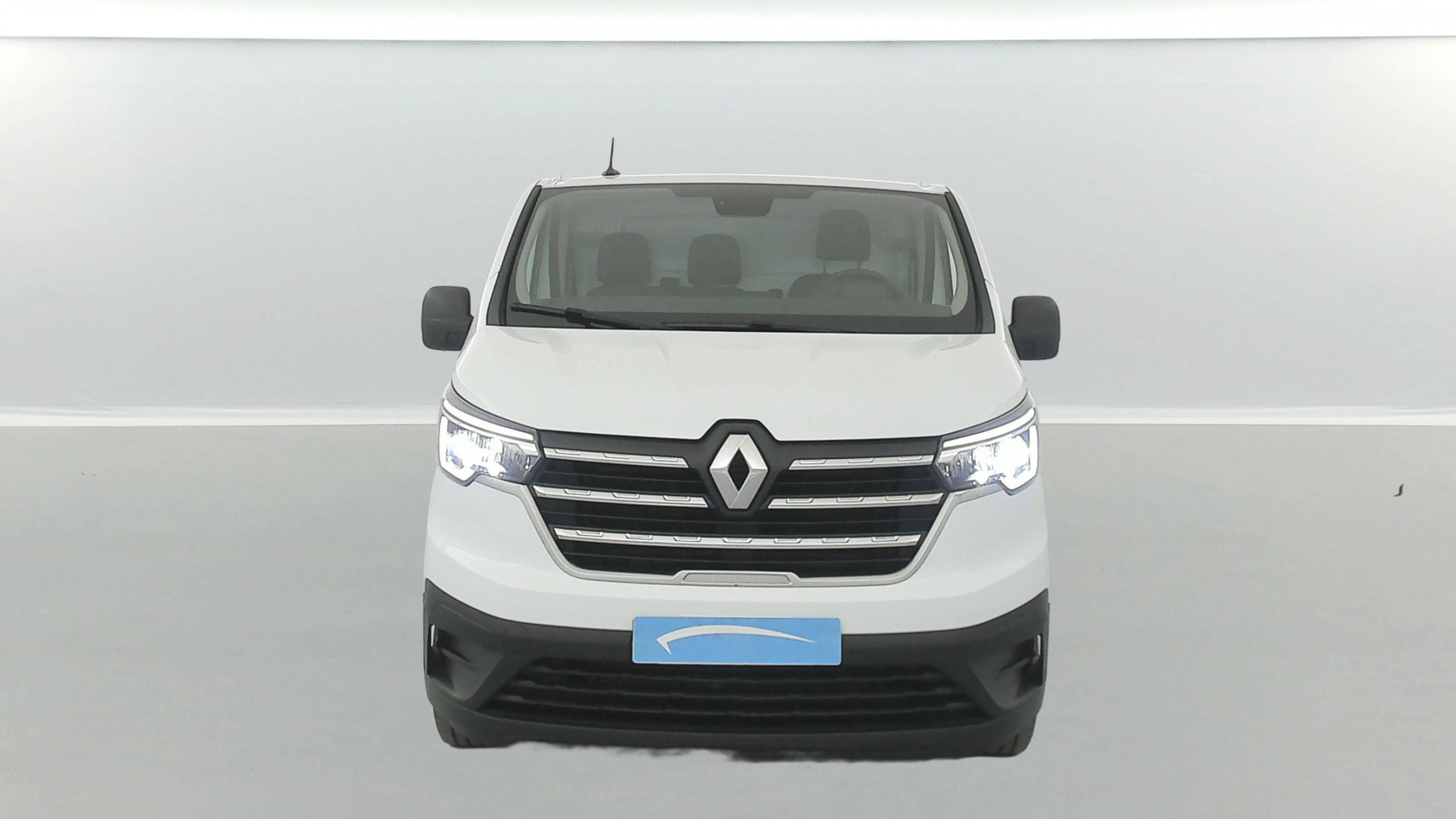 Vente en ligne Renault Trafic 3 Fourgon TRAFIC FG BLUE DCI 130 L1H1 3T GSR2 au prix de 24 990 €
