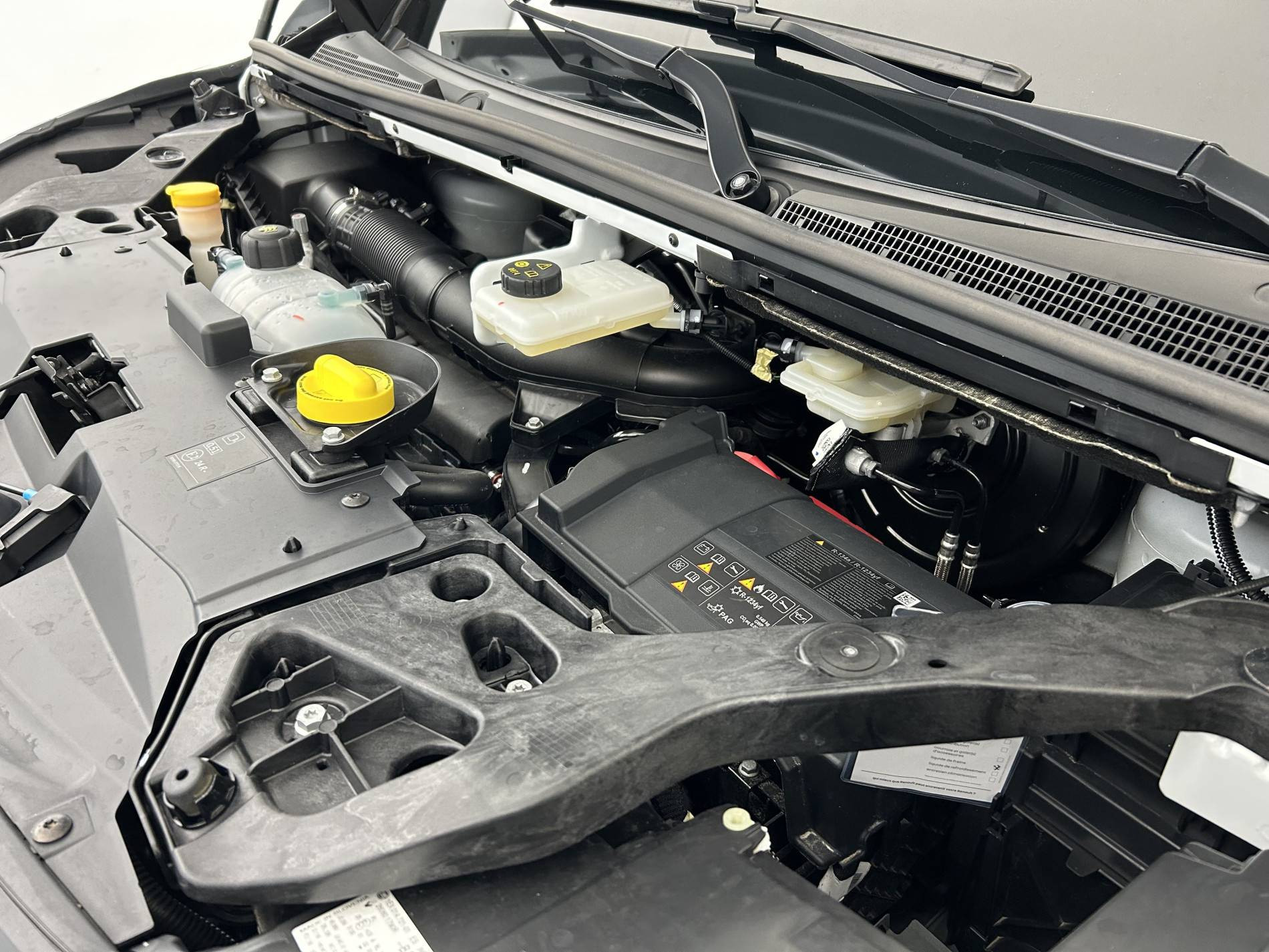 Vente en ligne Renault Trafic 3 Fourgon TRAFIC FG BLUE DCI 130 L1H1 3T GSR2 au prix de 24 990 €